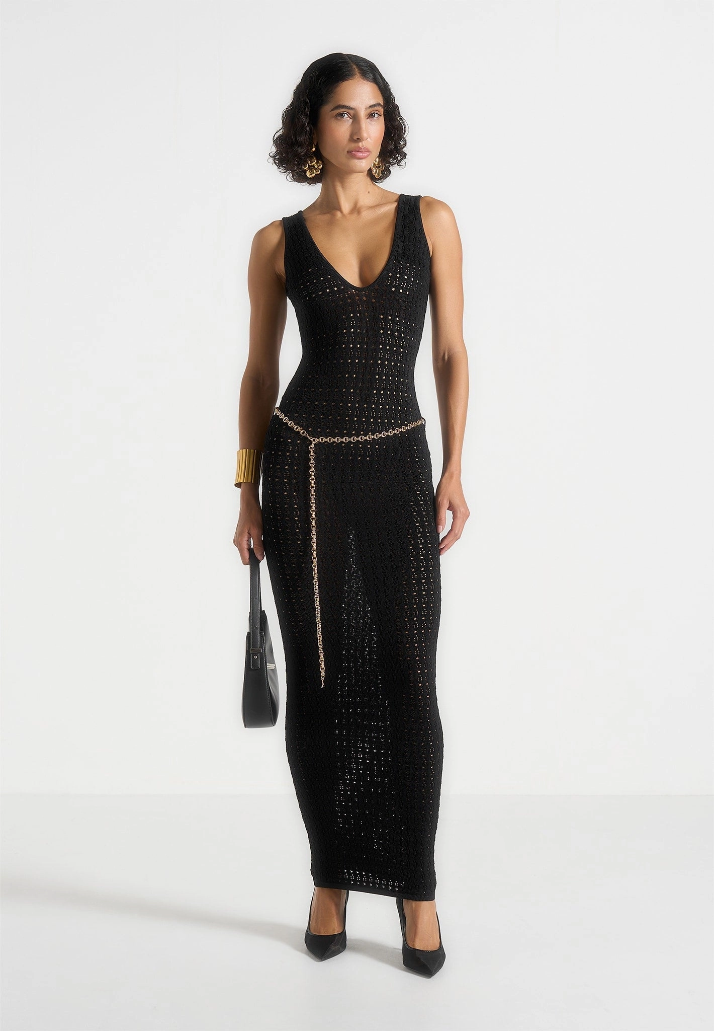 Urban Favorite Romantic Mood Myriam - Pointelle Plunge Midaxi Dress With Chain - Black