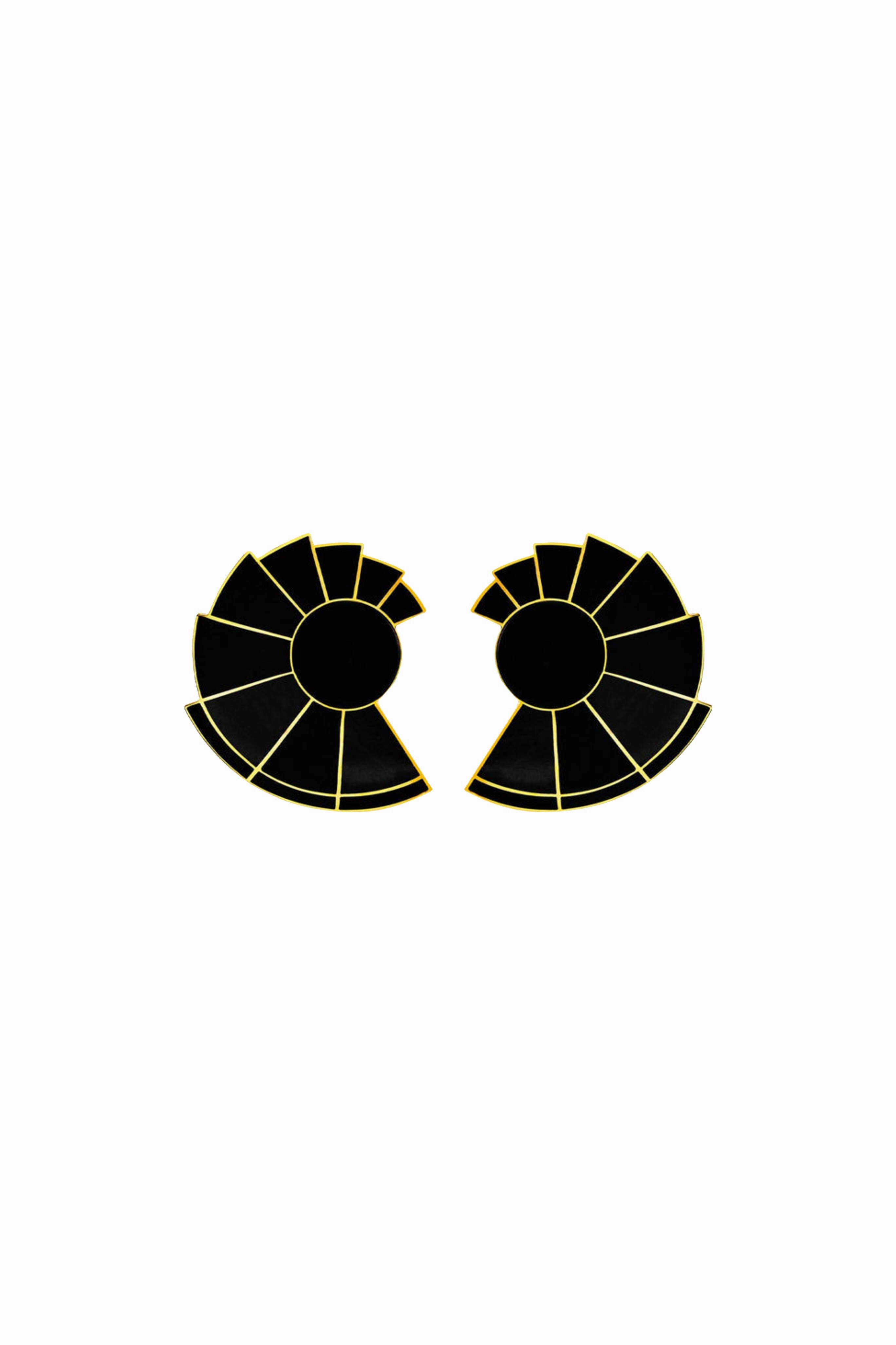 UV Protection Enhanced Nautilus Fan Onyx Earrings