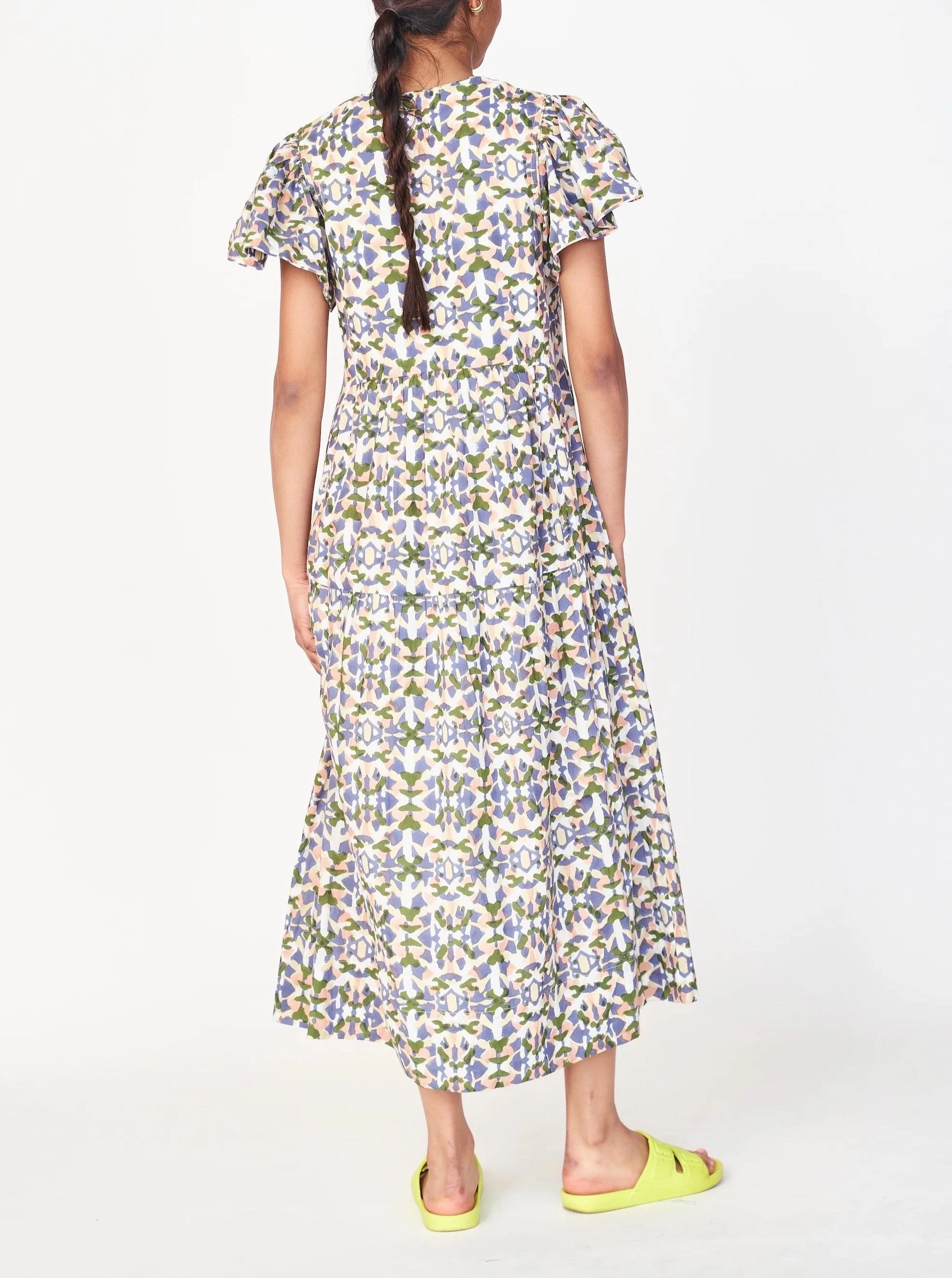 Mirth Beacon Hills Dress in Taffy Sleeveless Cut