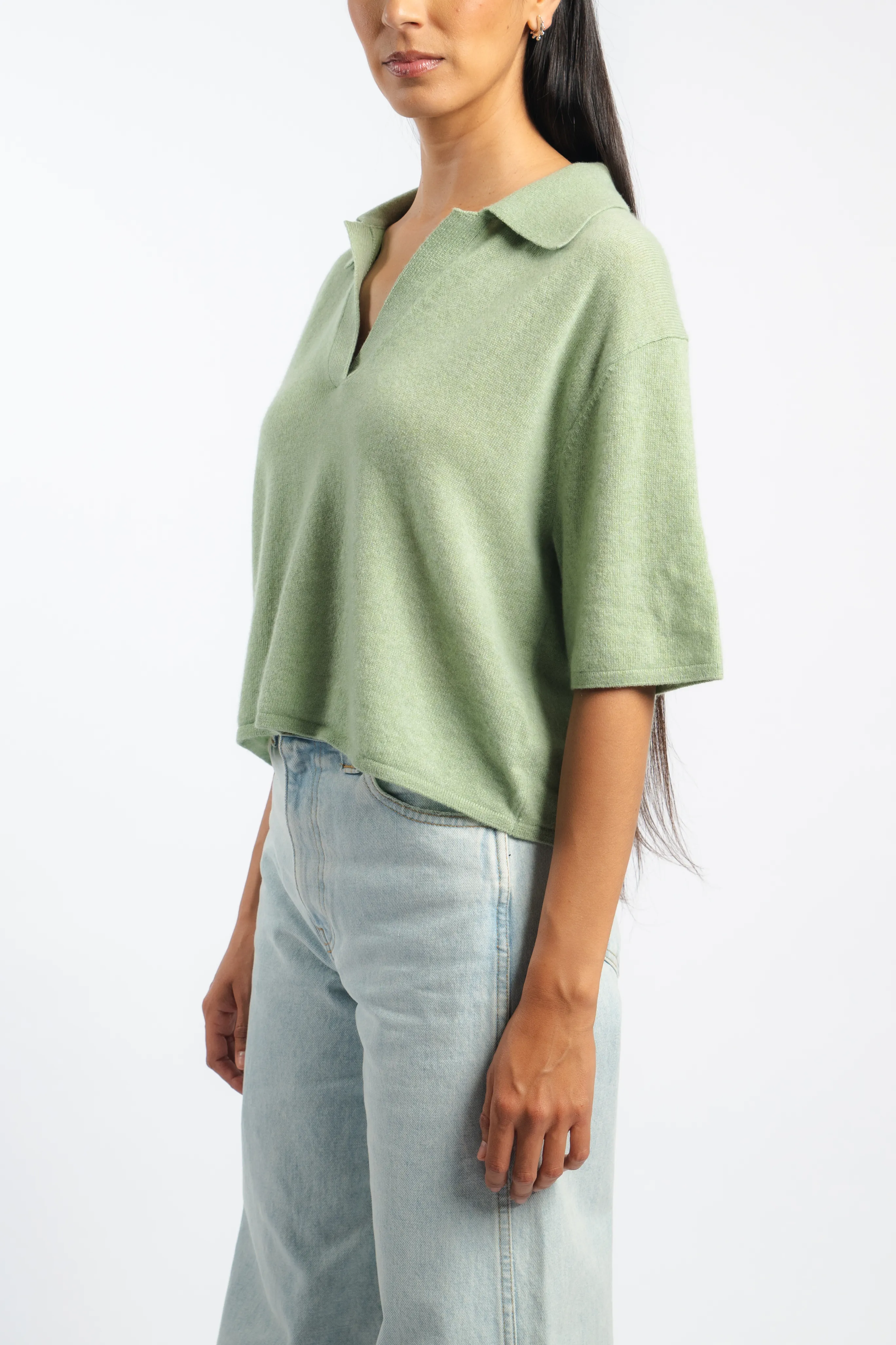 ReinforcedShoulderConstruction Erasable Surface Coating Neela T-Shirt