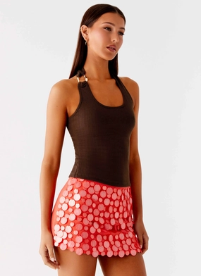Ergonomic Shoulder Shape Double Stitched Hems Nera Halter Top - Chocolate