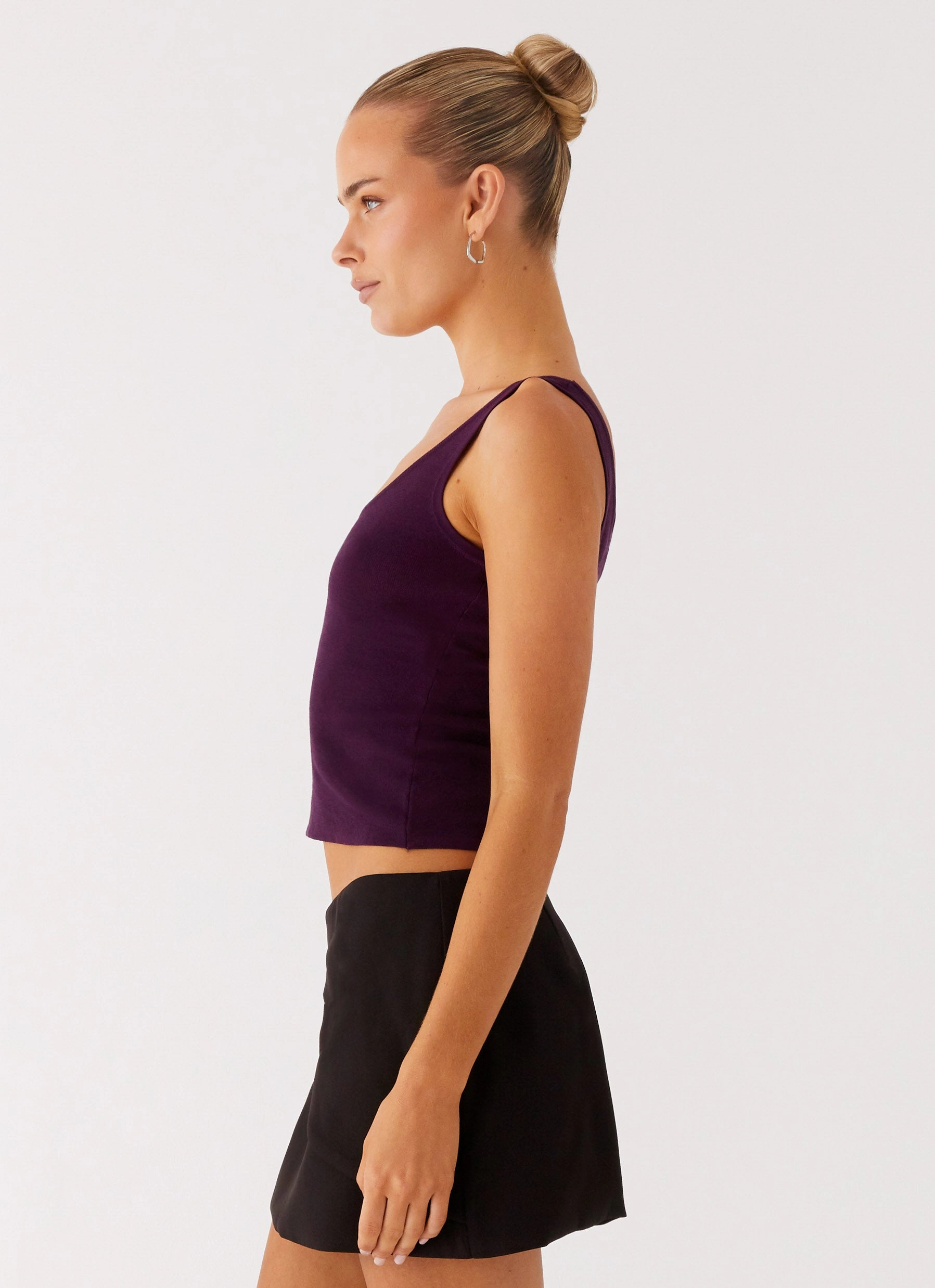 Fitted Design UV Protection Enhanced No Signal Knit Top - Plum