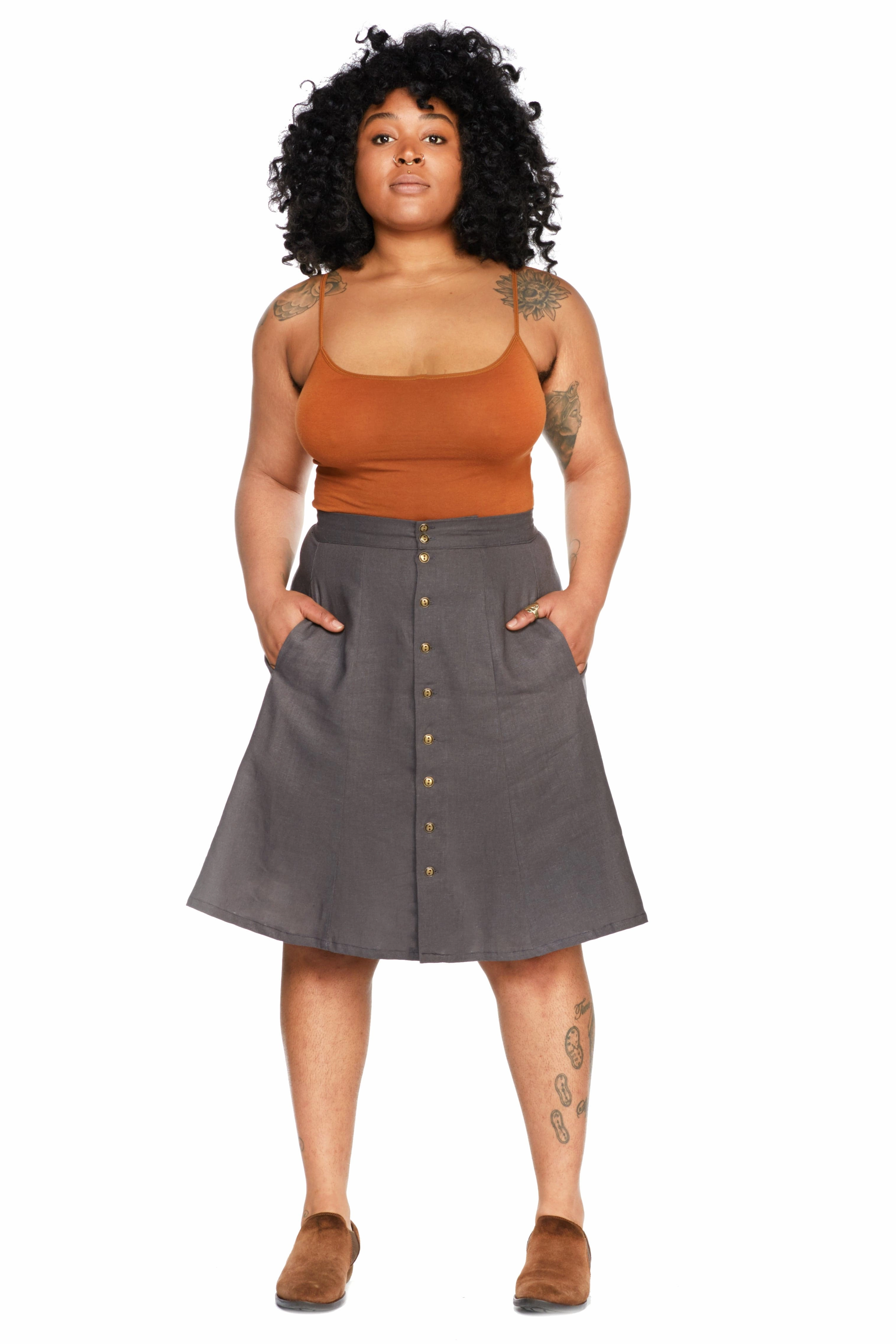 Bae Skirt in Charcoal Linen Flat Lock Seams