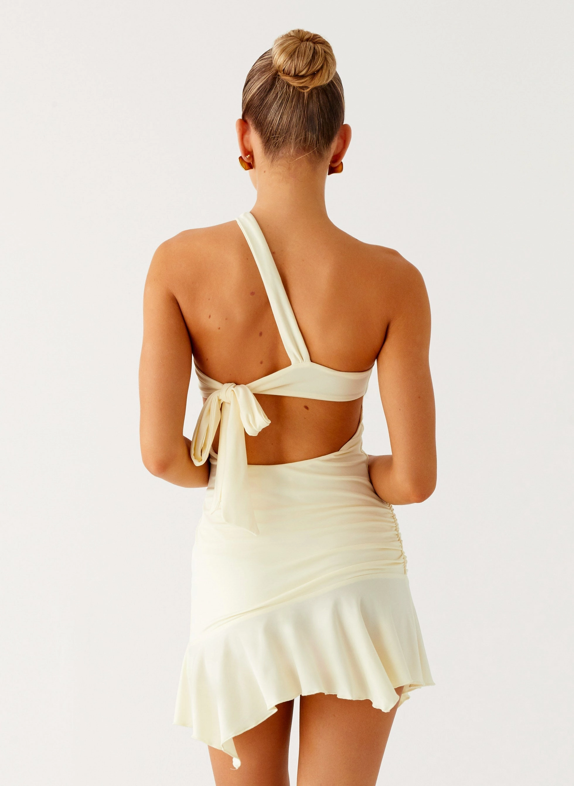 Not Your Fan Cut Out Mini Dress - Yellow Minimalist feel