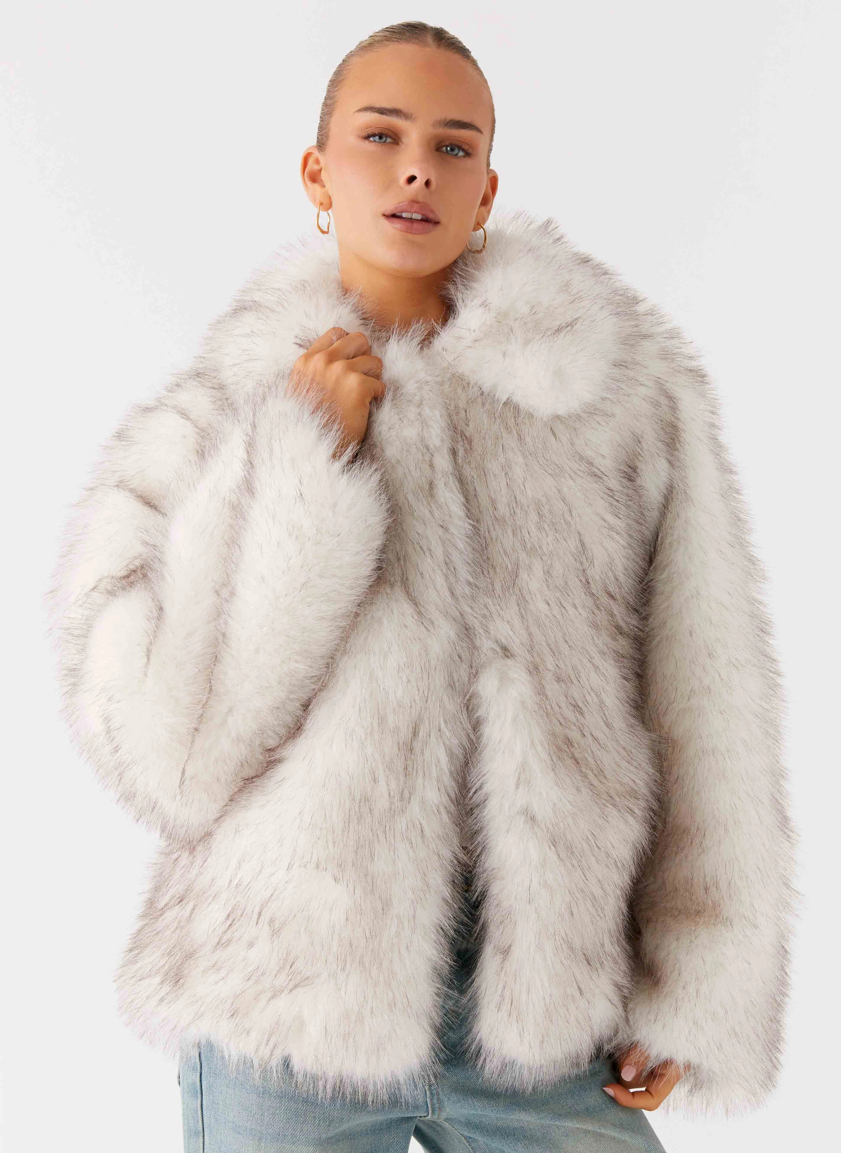 work commute half-zip Novera Faux Fur Jacket - White Grey