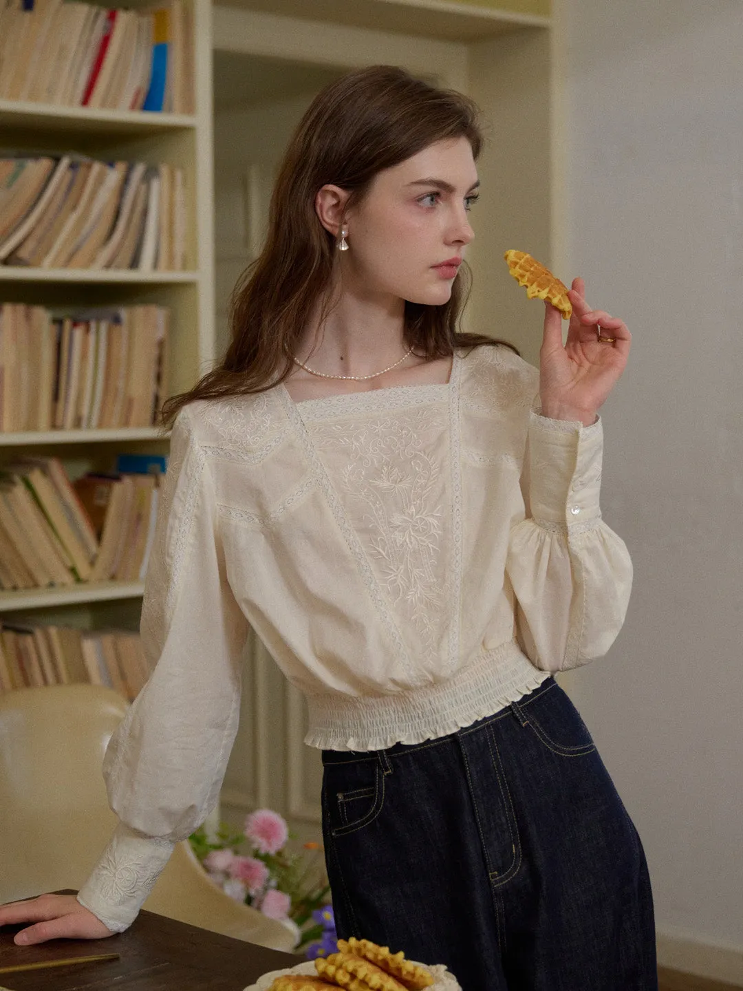 ribbed texture OdorResistantFinish Oakley Square Neck Embroidery 100% Cotton Blouse