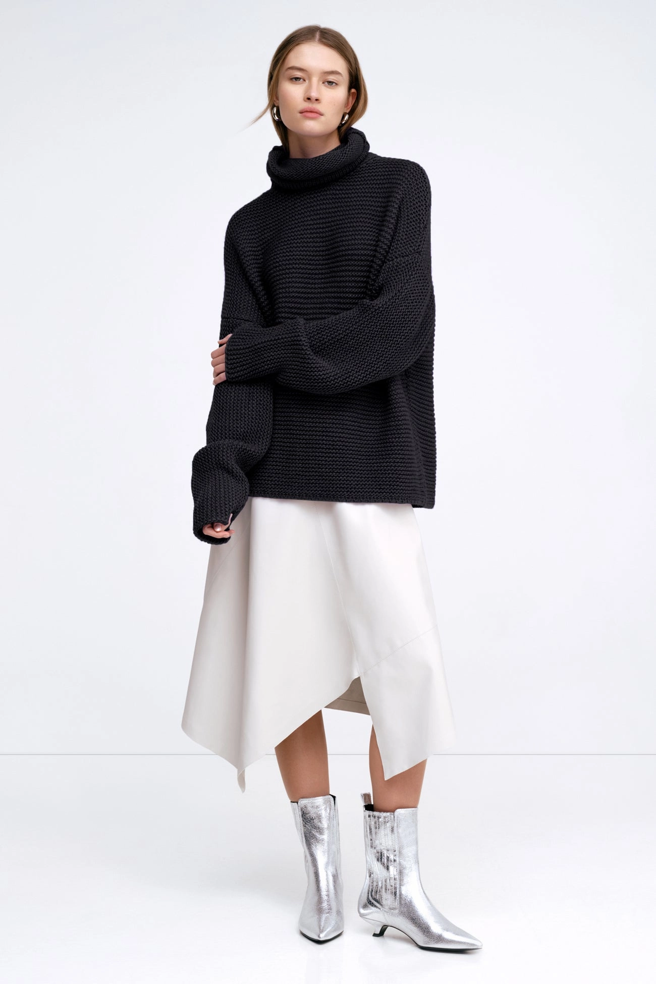 Rolled Hem Detailing Pia Turtleneck Sweater