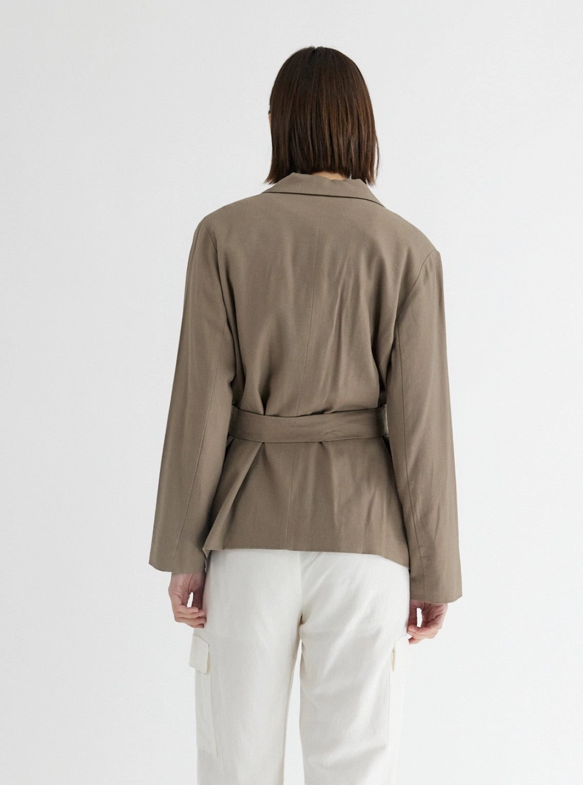 Olena Jacket Taupe Minimalist Style AntiPilling Finish