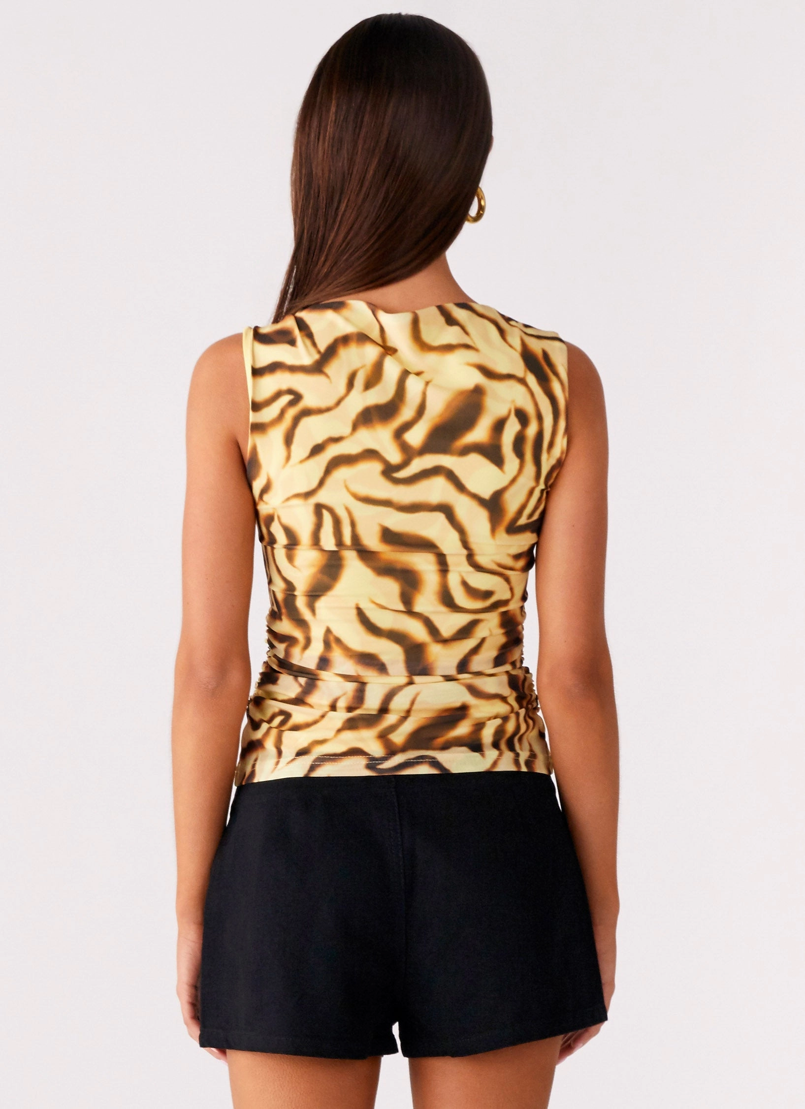 HighStretch FeatherlightConstruction On read Tank Top - Yellow Zebra