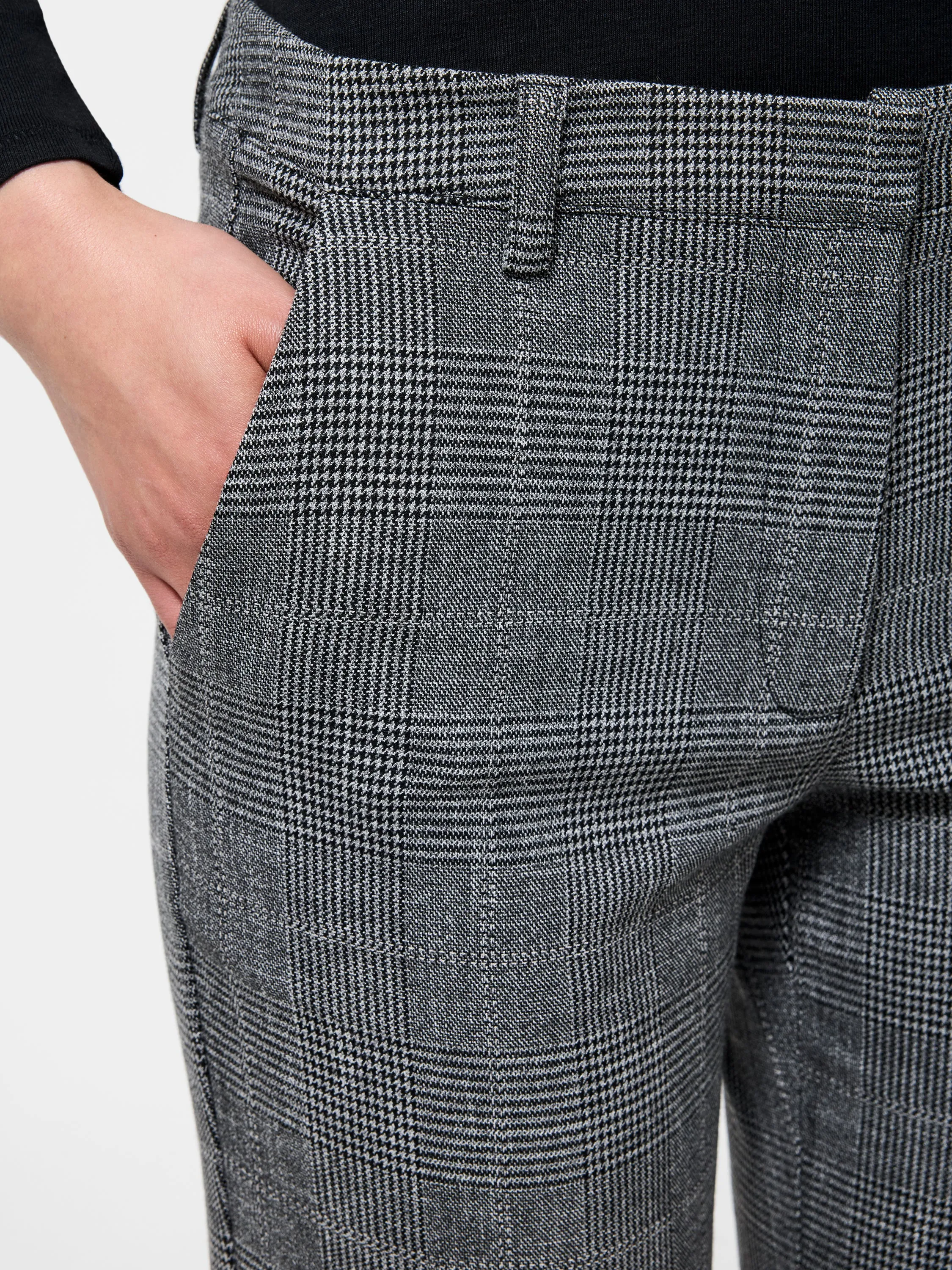 Soft Stretch Rugged Comfort Owen Plaid Slim Pant