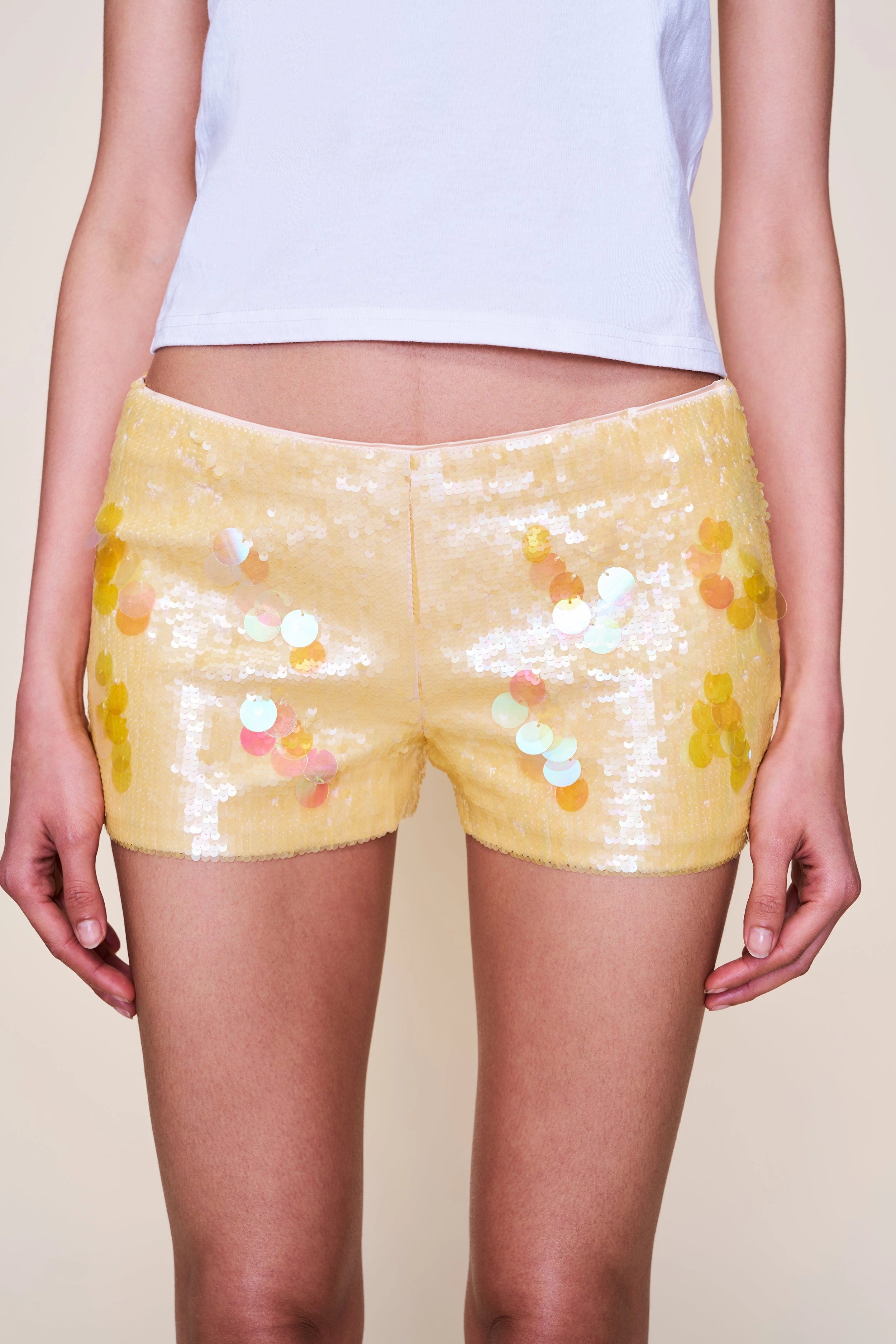 Paillette Short Movement Ready
