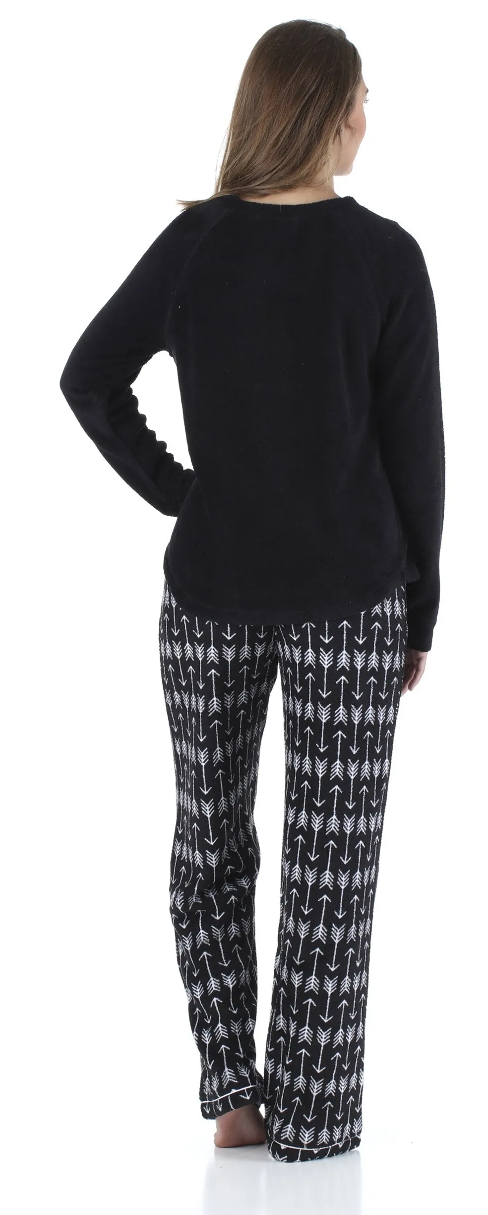 PajamaMania Women’s Fleece Long Sleeve Pajama Set
