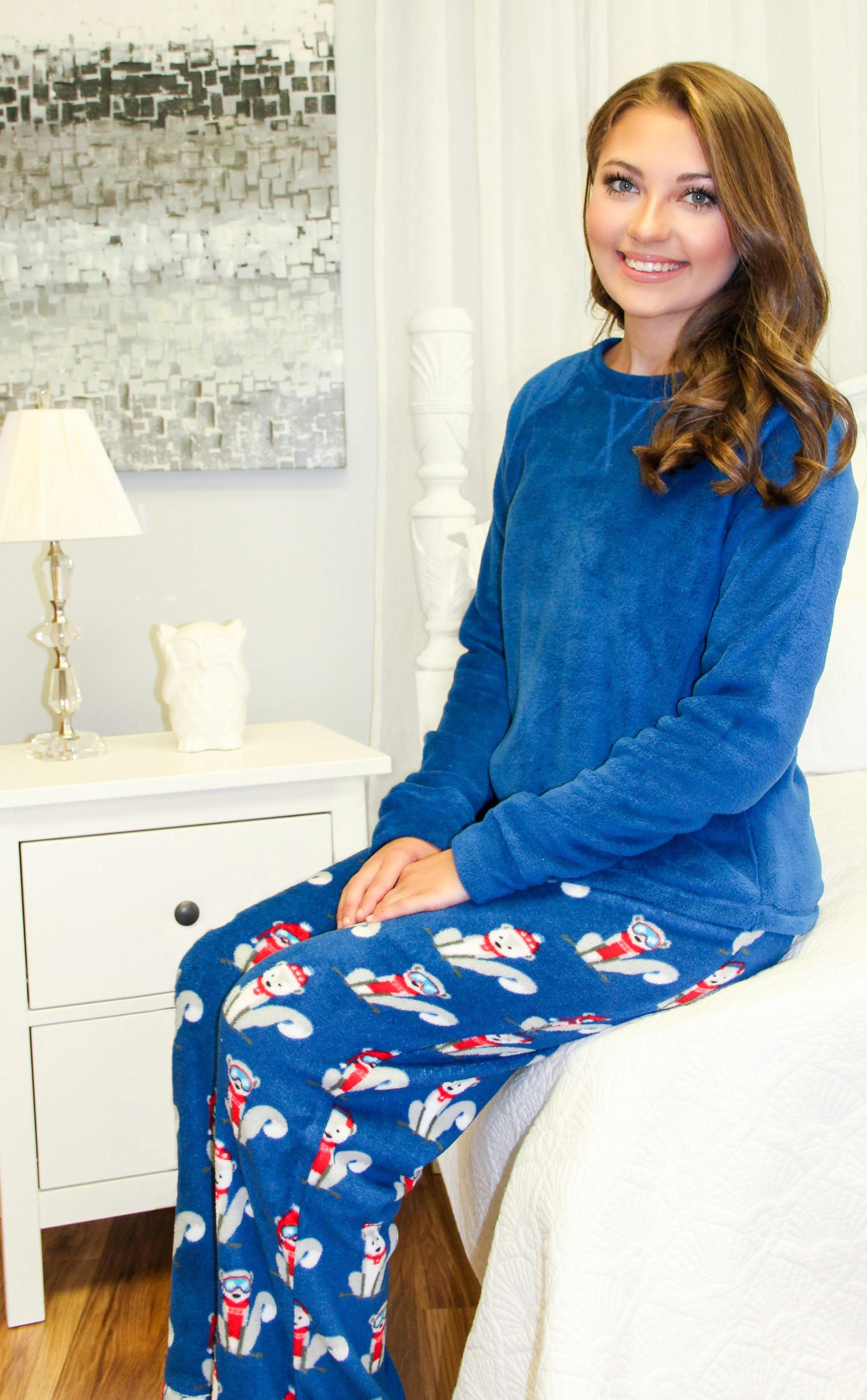 PajamaMania Women’s Fleece Long Sleeve Pajama Set