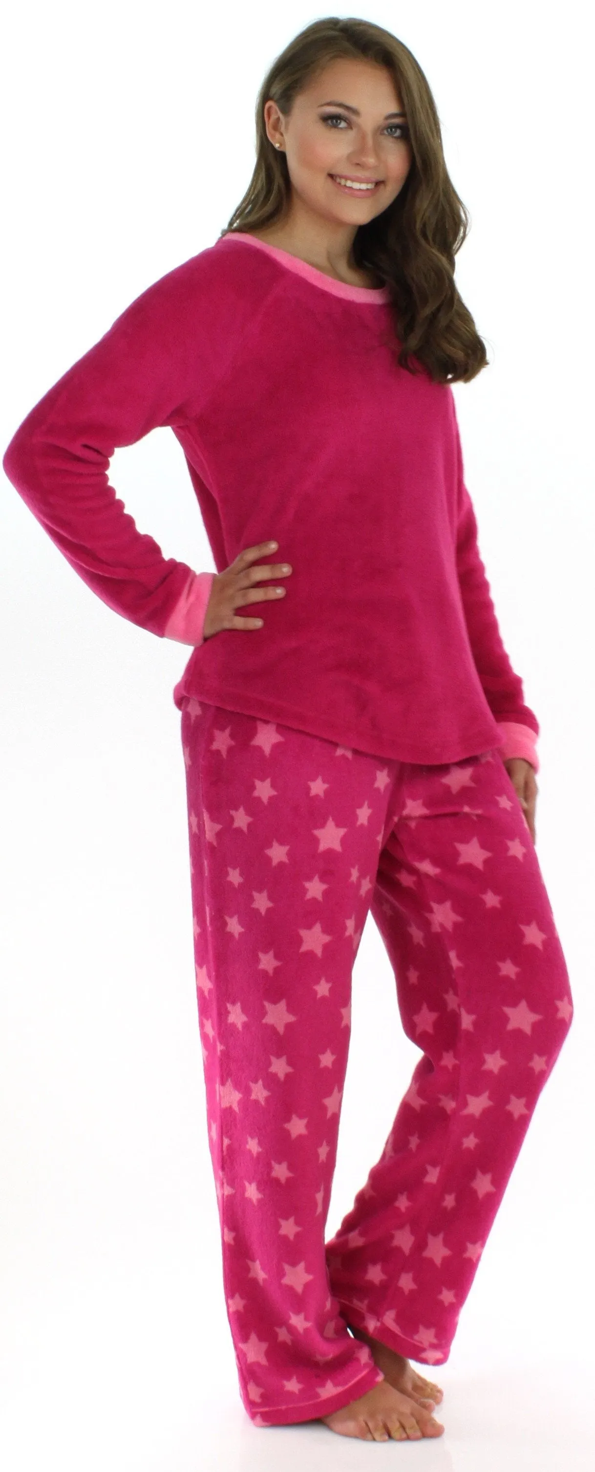 PajamaMania Women’s Fleece Long Sleeve Pajama Set