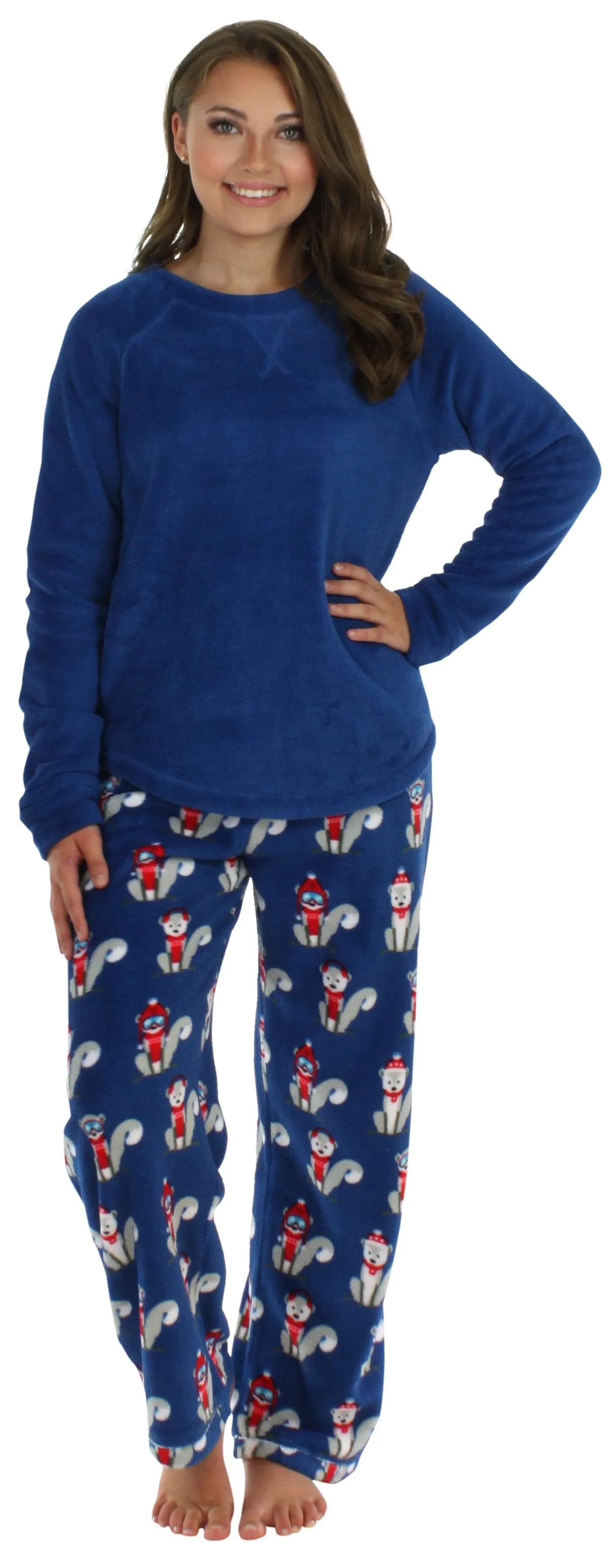 PajamaMania Women’s Fleece Long Sleeve Pajama Set