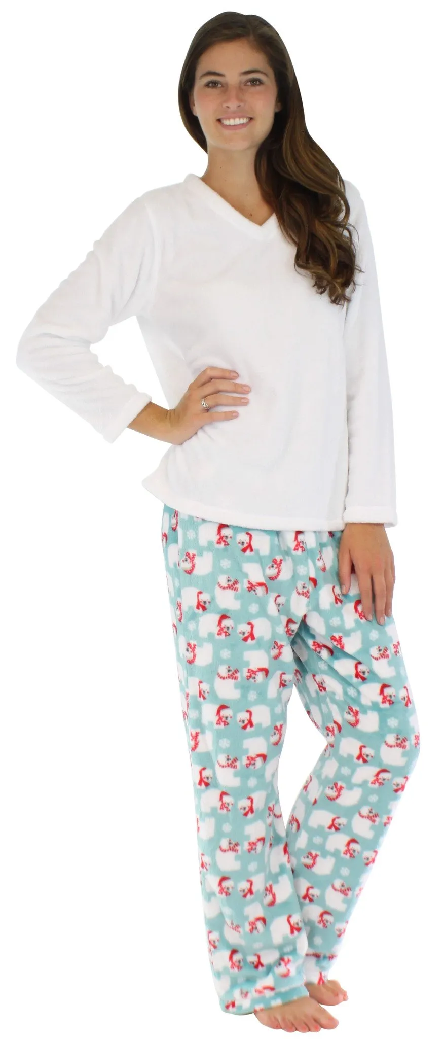 PajamaMania Women’s Fleece Long Sleeve Pajama Set
