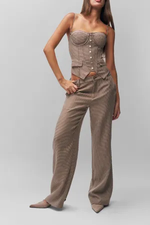 Pamela Trouser Streetwear vibe Curved Waistline