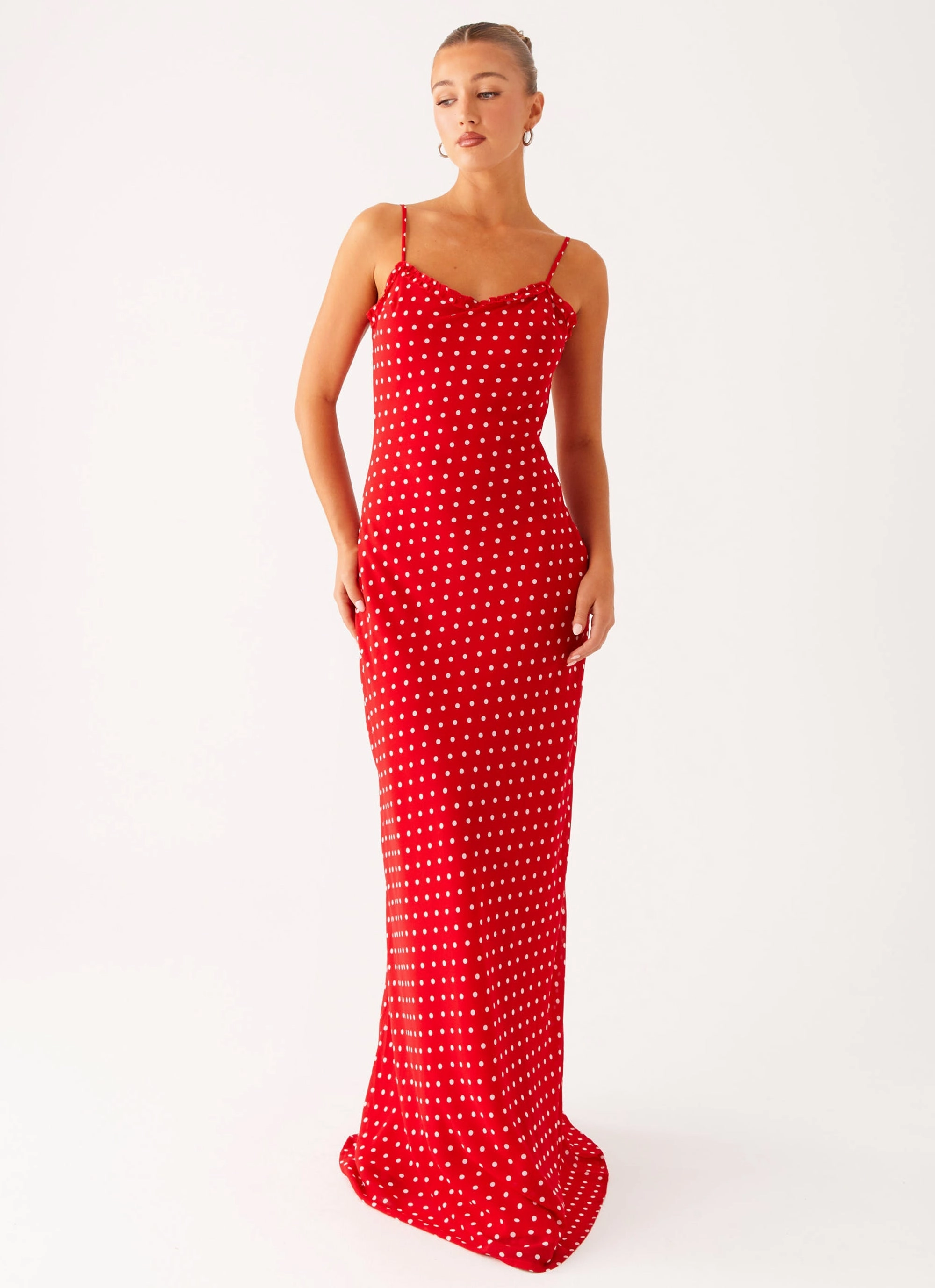 Cozy Silhouette Balanced Shape Pareo Maxi Dress - Red Polka Dot