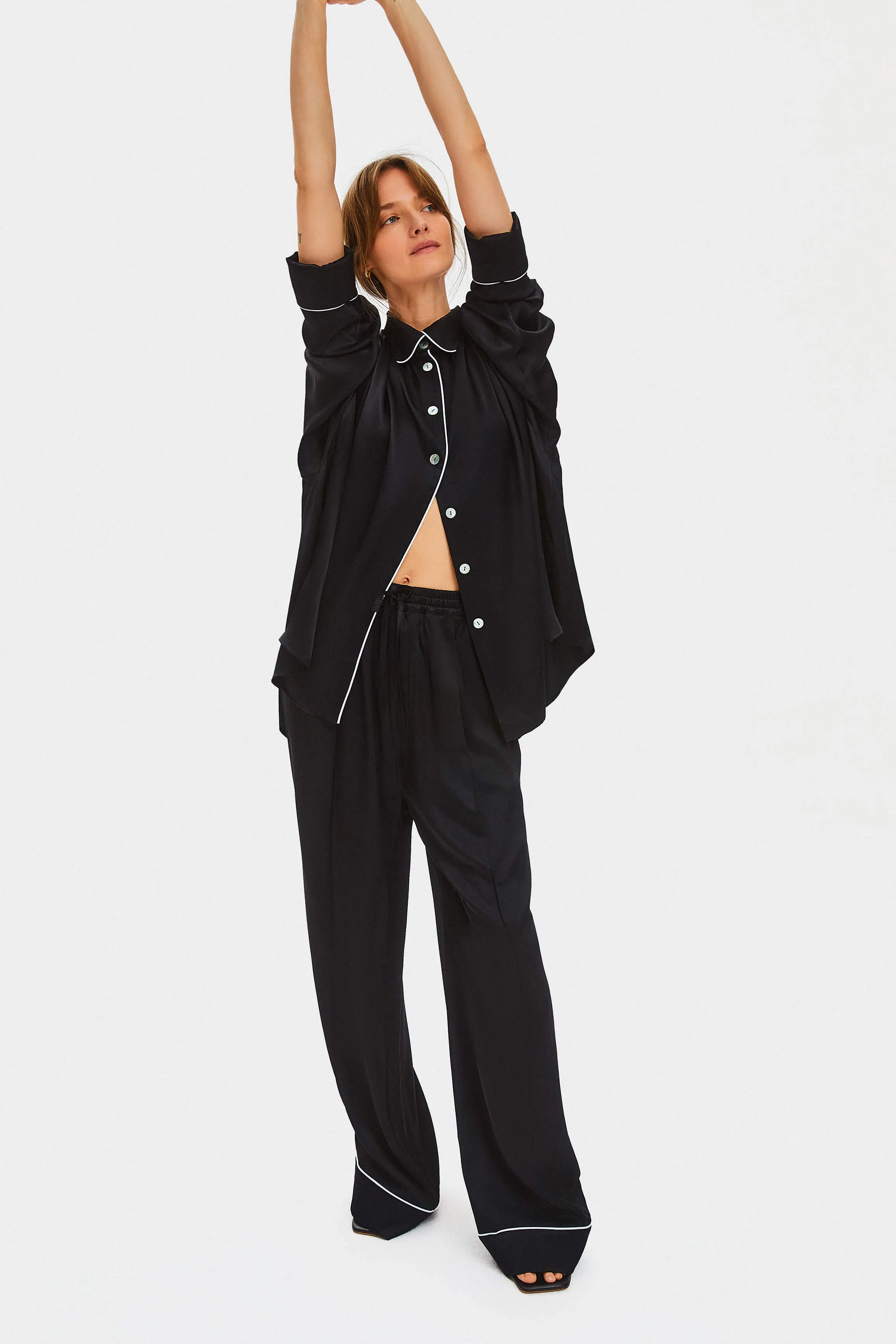 Pastelle Oversized Pants in Black
