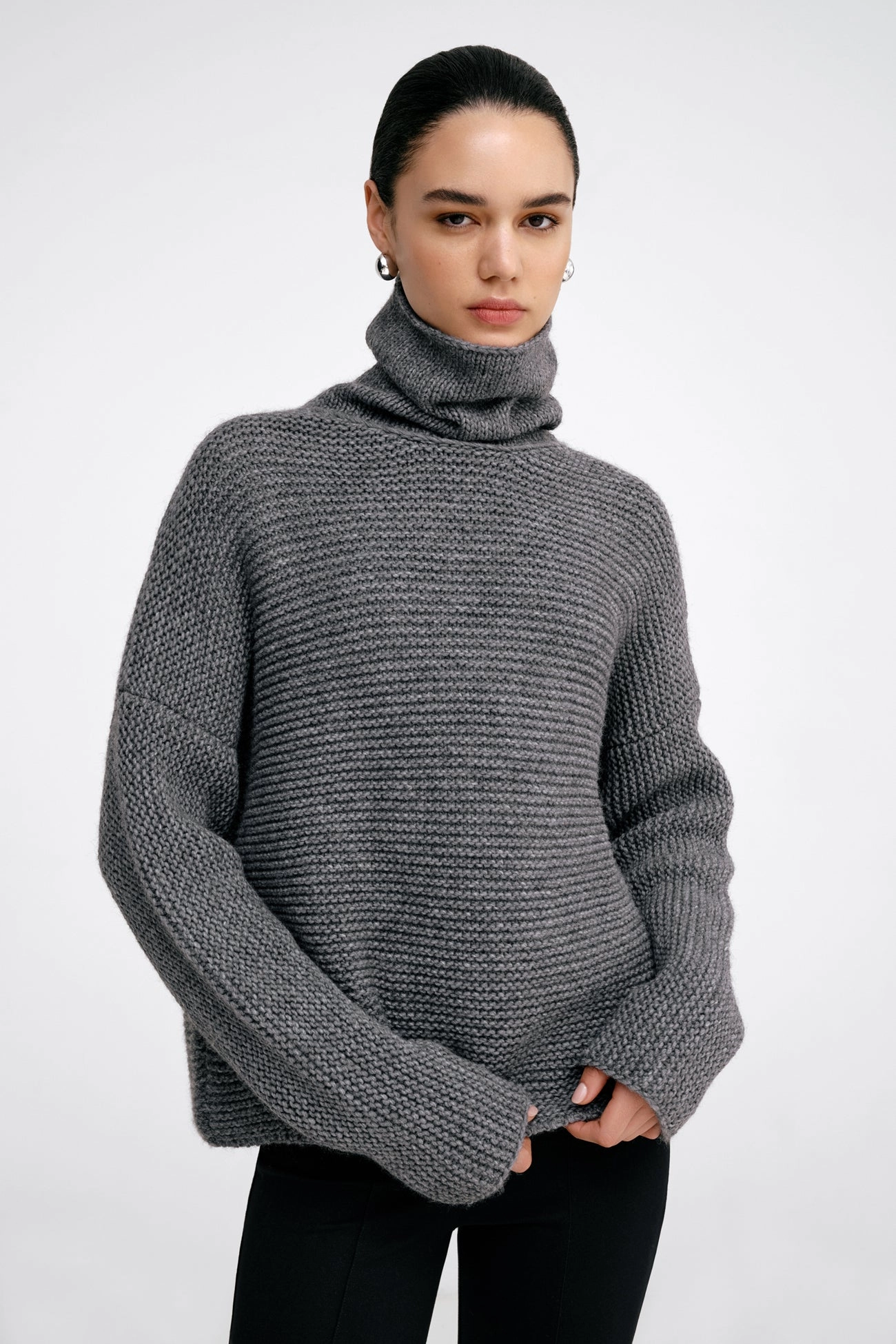 Pia Turtleneck Sweater FeatherlightConstruction