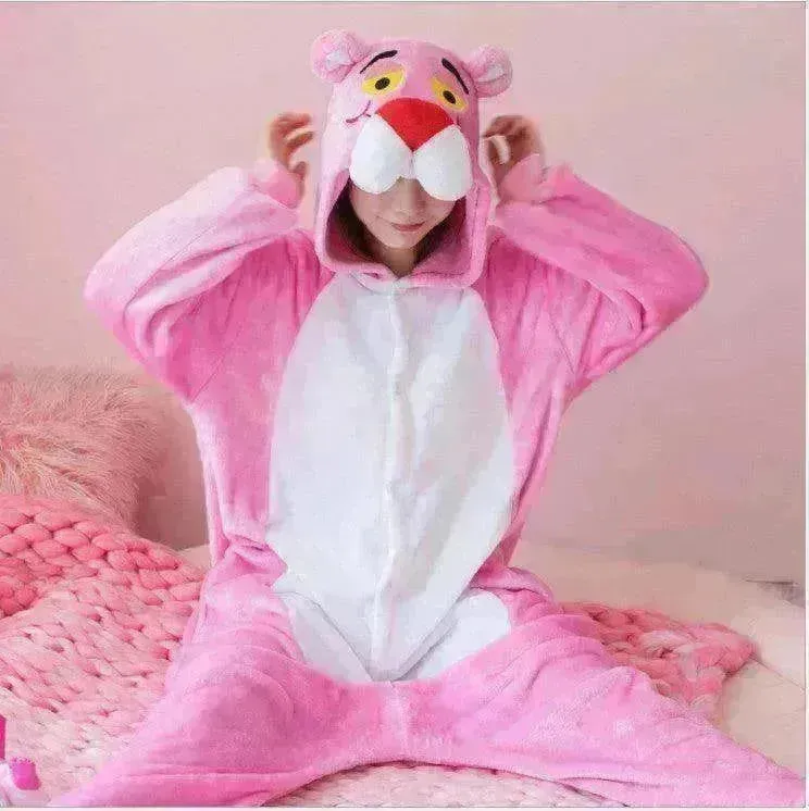 Pink cartoon one-piece pajamas