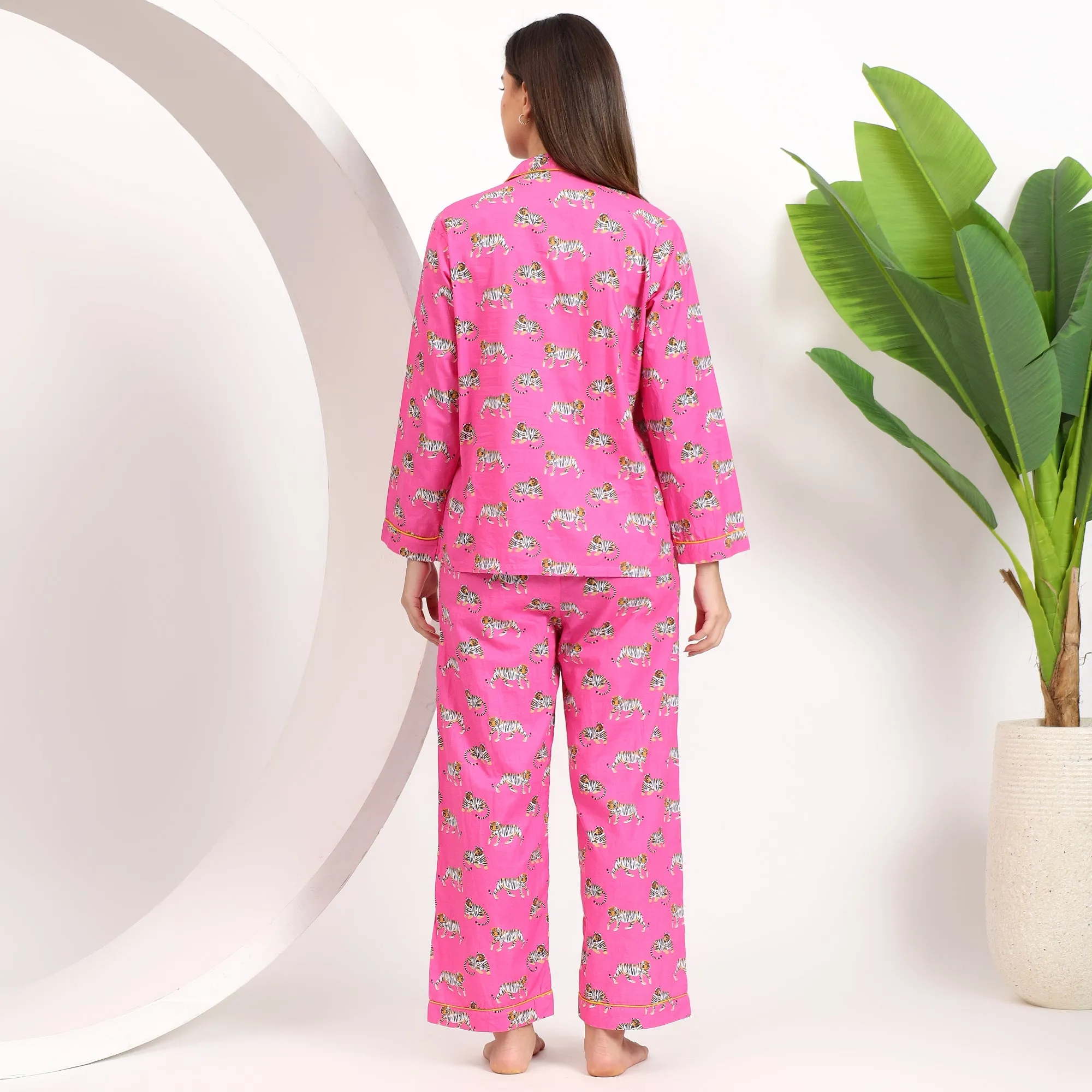 PJ Set Pink Tiger Print Pajama Sets for Women