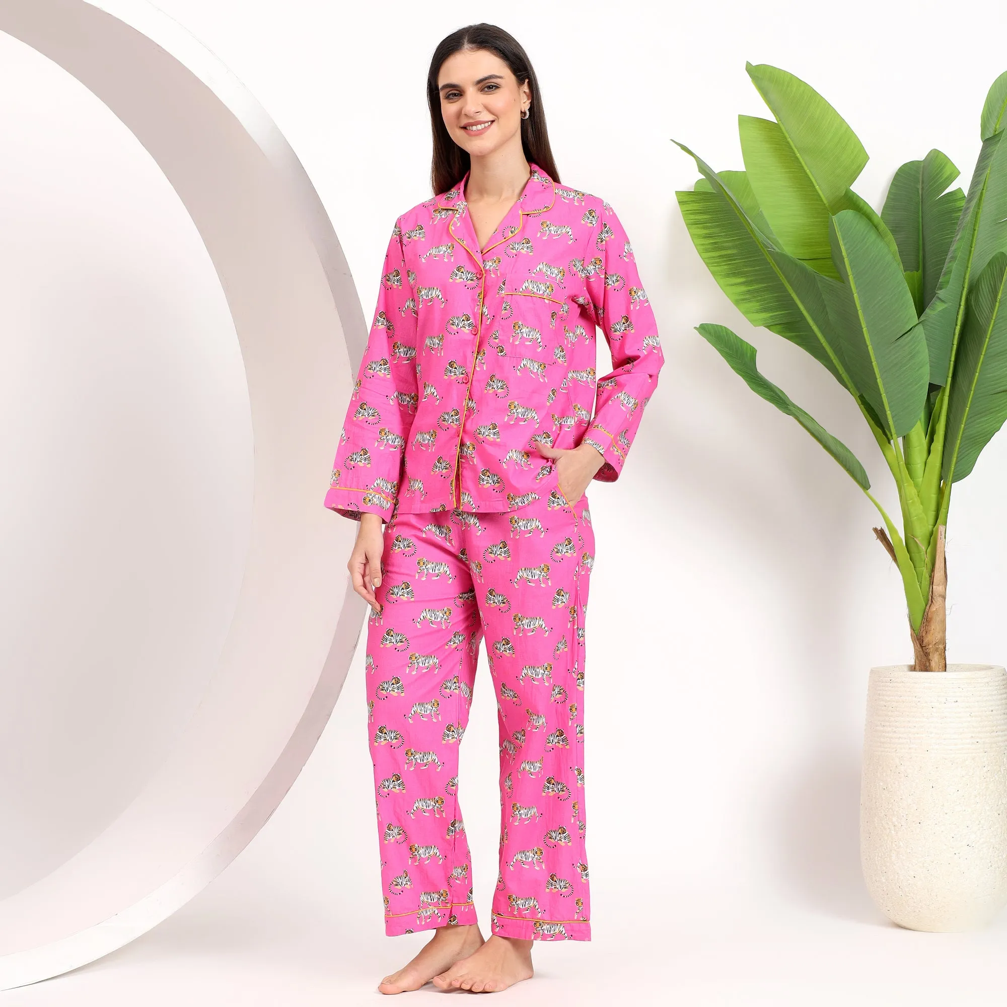 PJ Set Pink Tiger Print Pajama Sets for Women