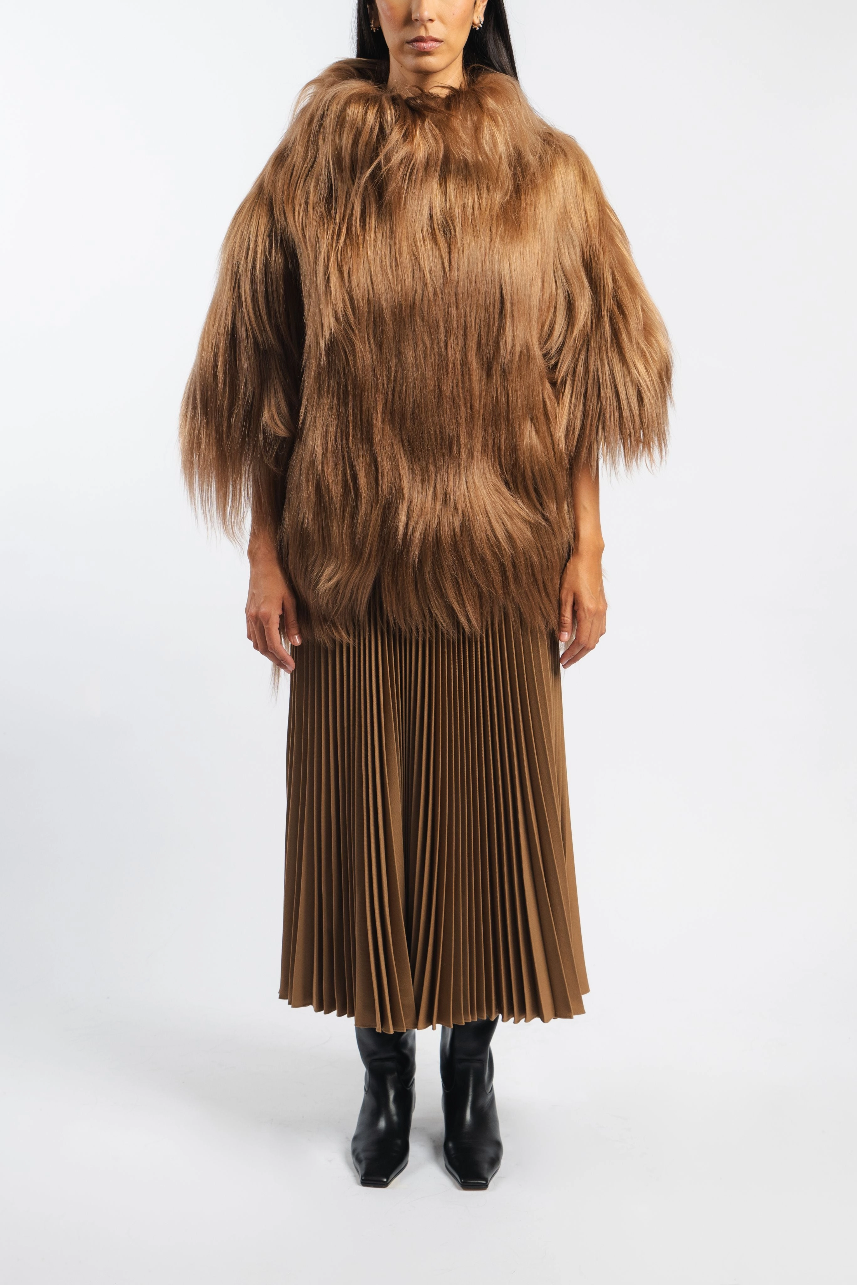 Outfit Shot Pleated Skirt