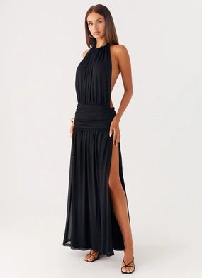 Solena Halter Neck Maxi Dress - Black Dreamy Presence
