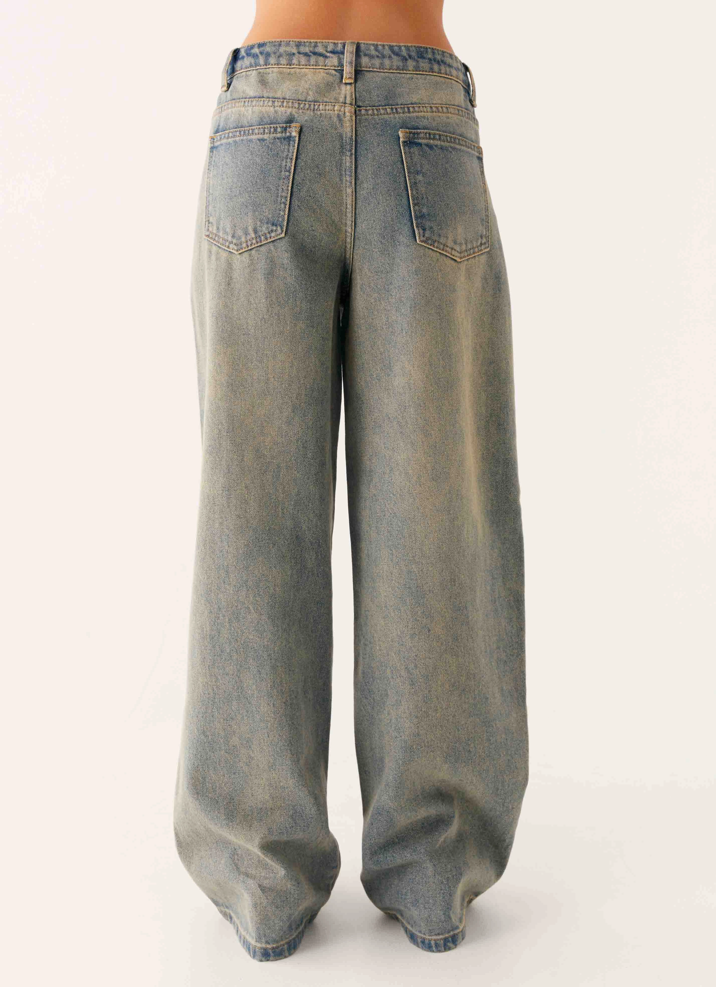 Keanna Low Rise Denim Jeans - Dirty Wash Style Basic