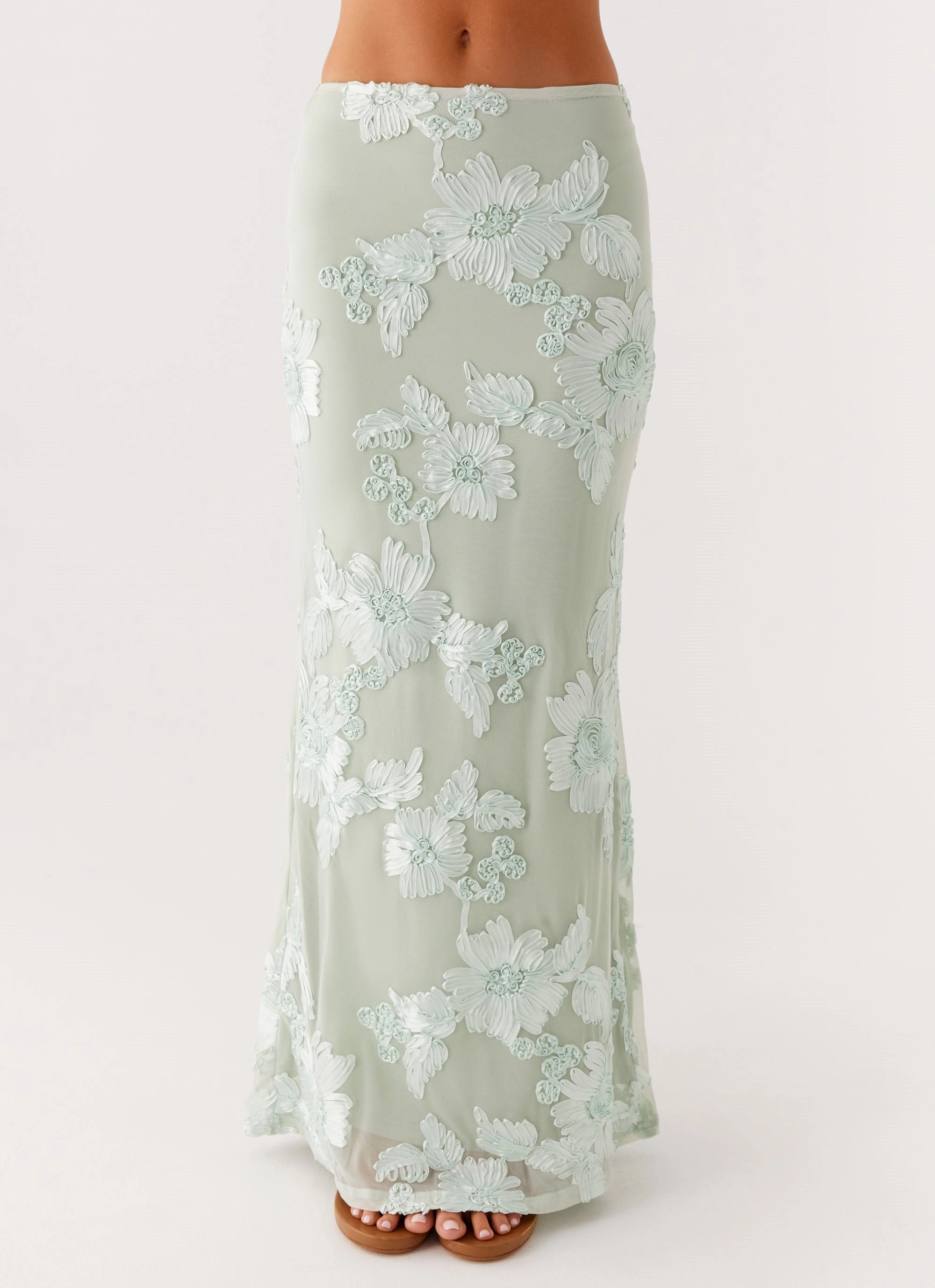 Radiate Maxi Skirt - Sage Chic Look Clean Outfit
