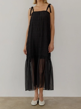 Savannah Maxi Sleek Flex Versatile Look