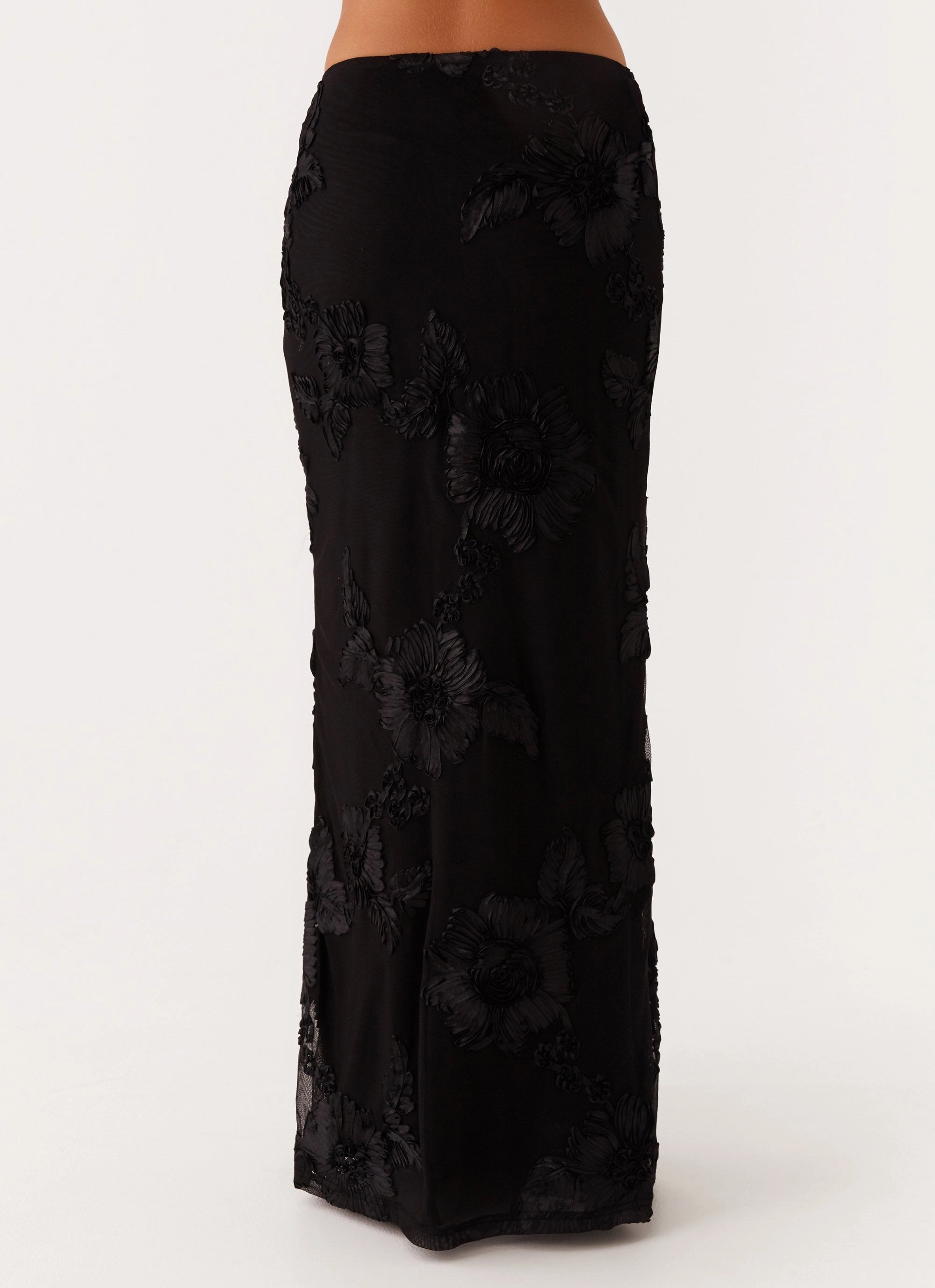 Radiate Maxi Skirt - Black Soft Lines Elevated Casual