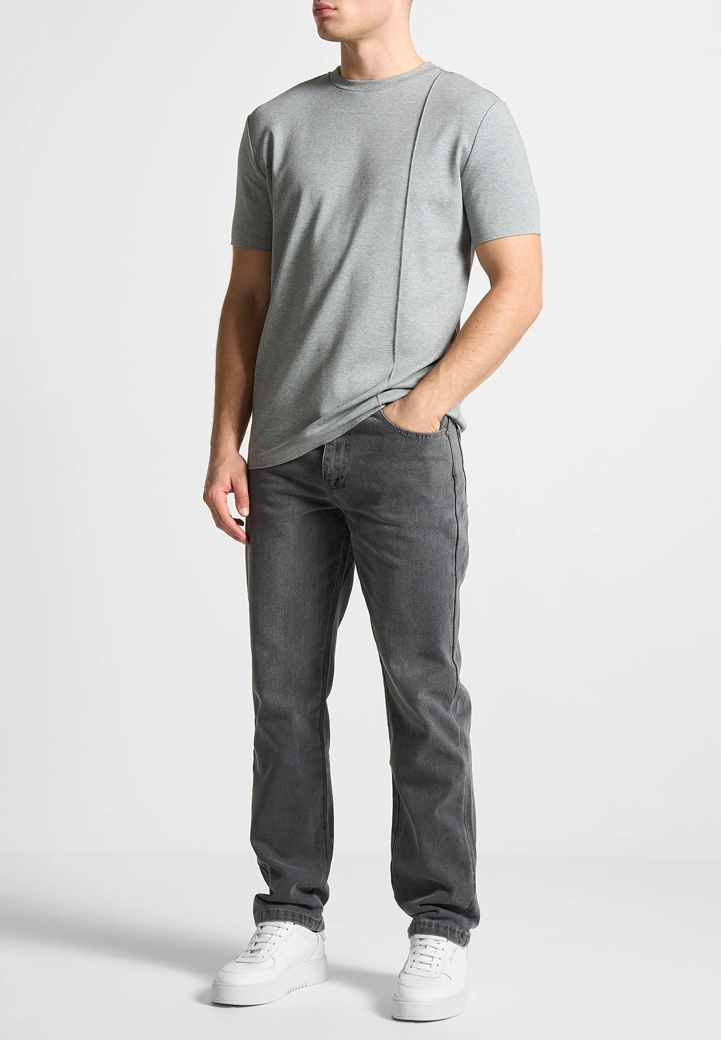 Routine Style Outfit Essential Relaxed Fit Jean - Washed Grey