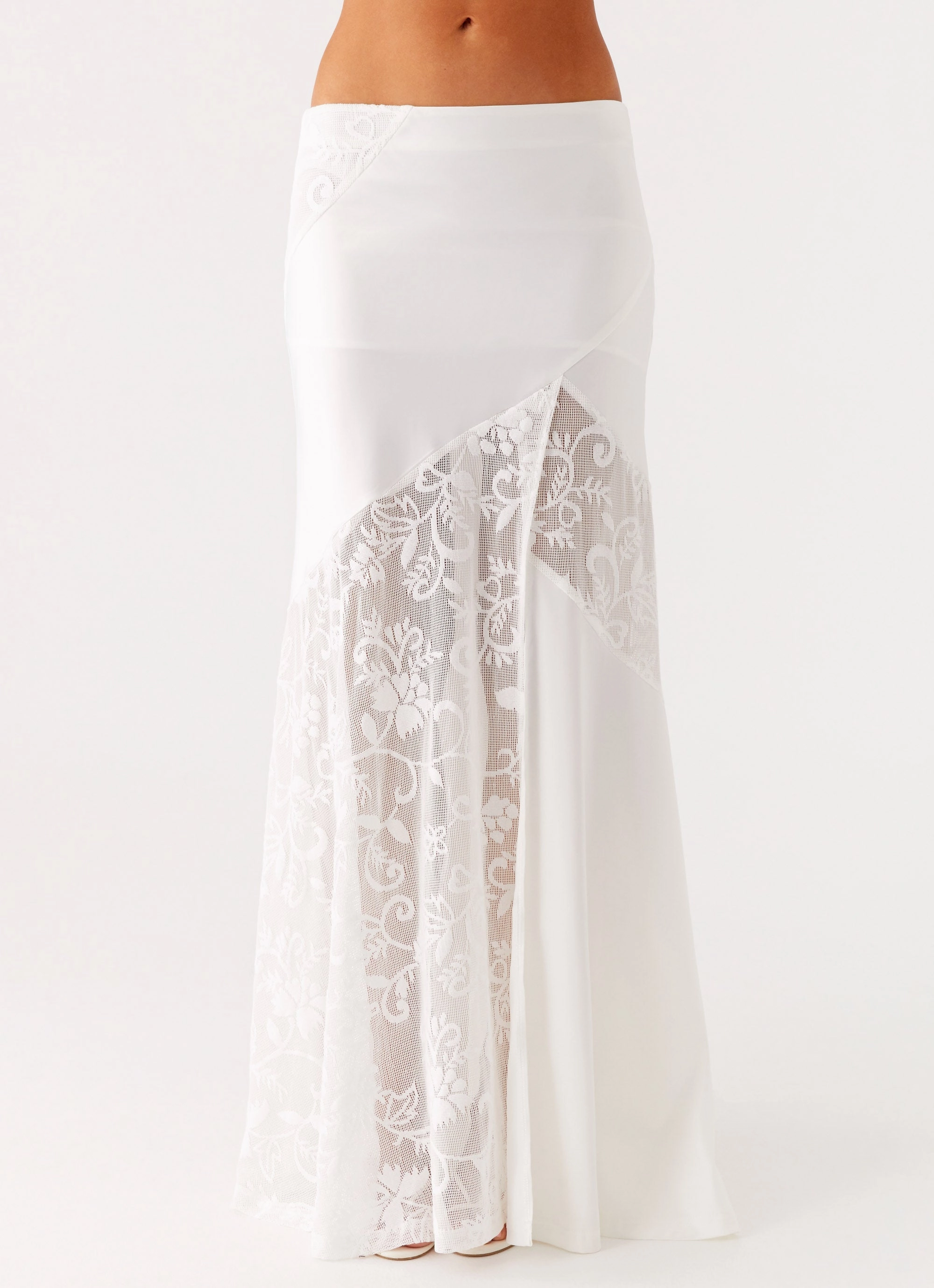 A Line Cut Dasie Lace Maxi Skirt - White
