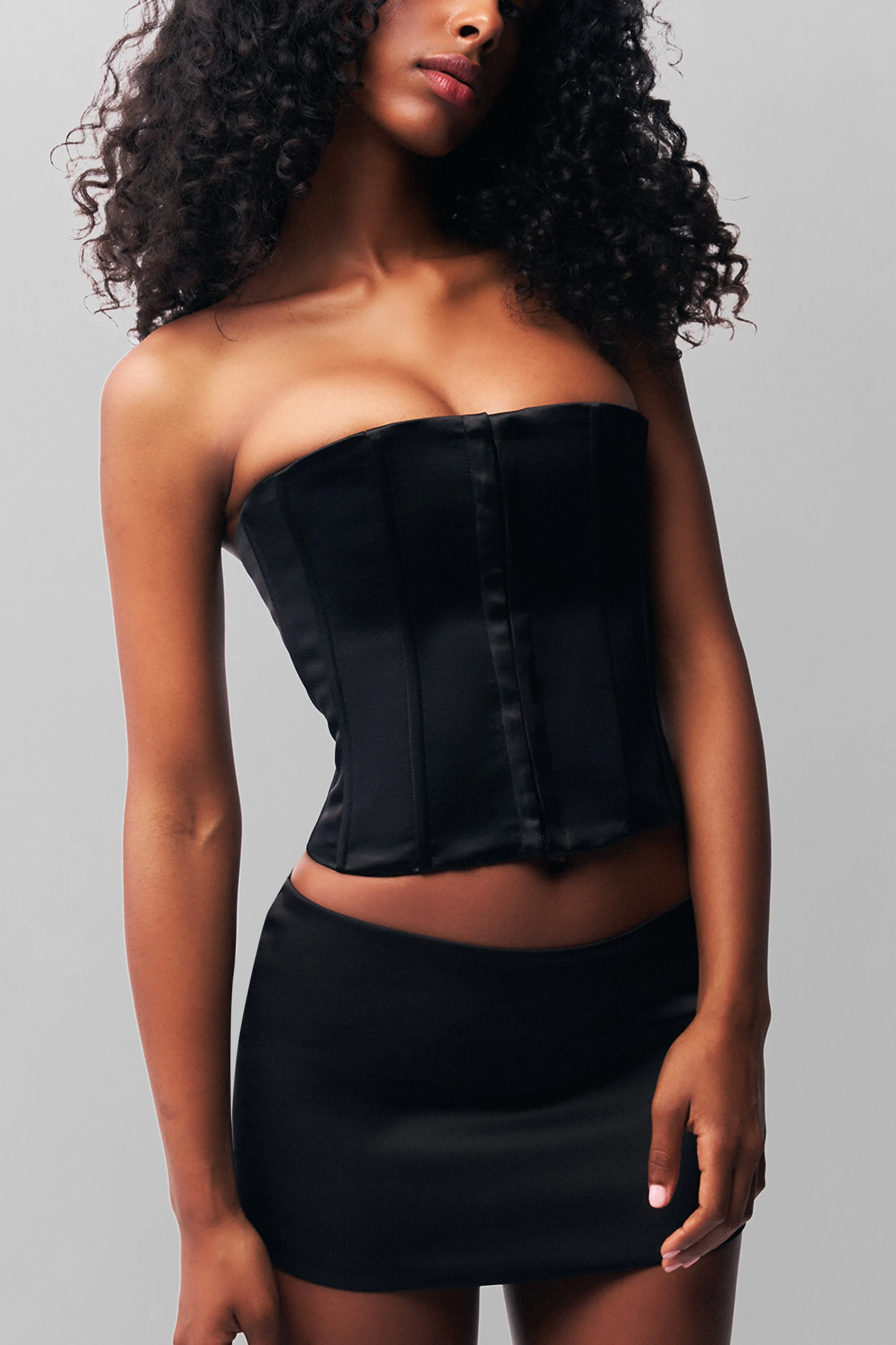 Satin Corset NonPill Surface Treatment