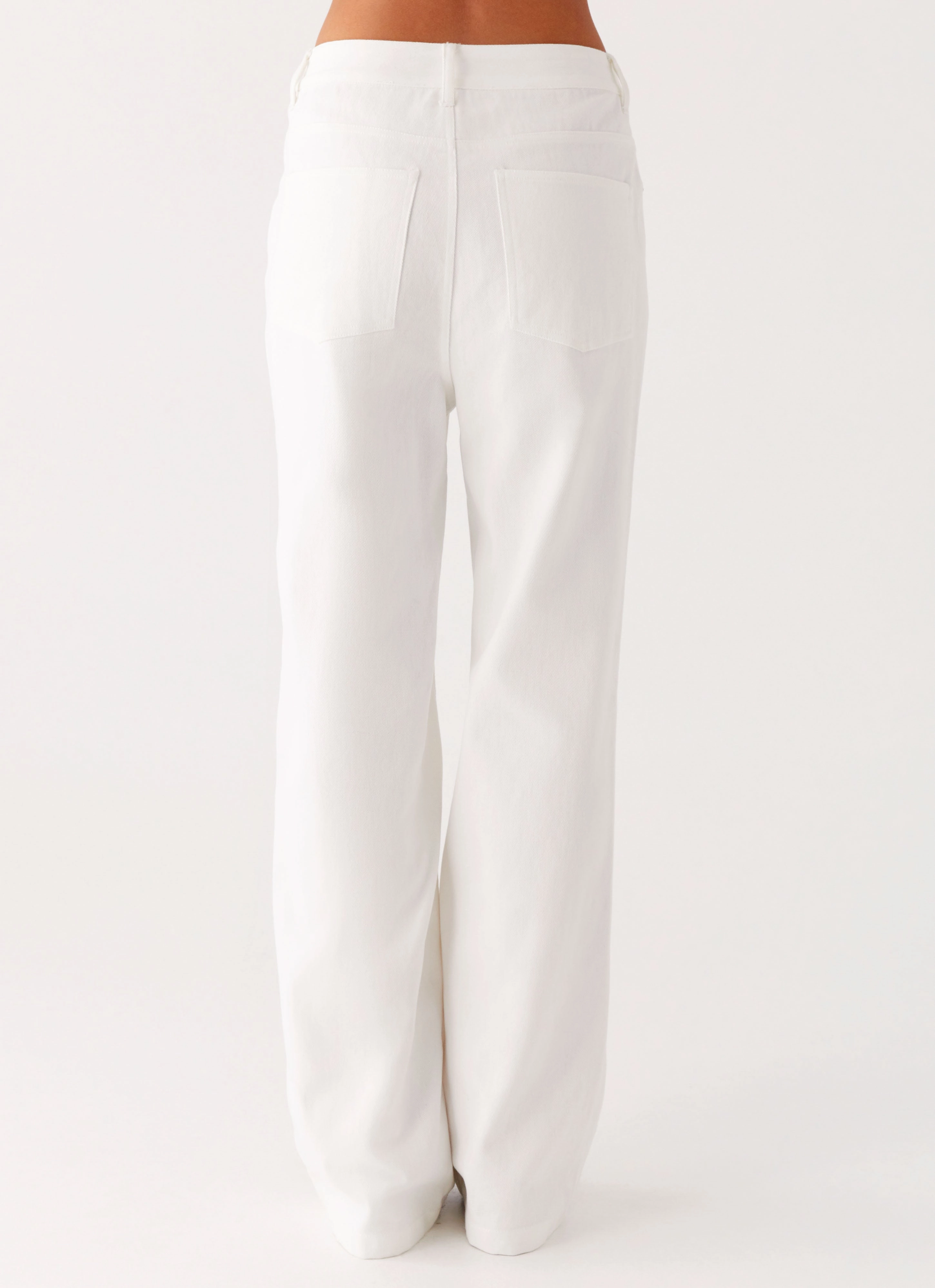 Back Again Straight Leg Denim Jeans - White Urban appeal Trendy Evening Stroll