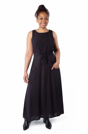 Rhiannon Dress in Black Challis Inner lining