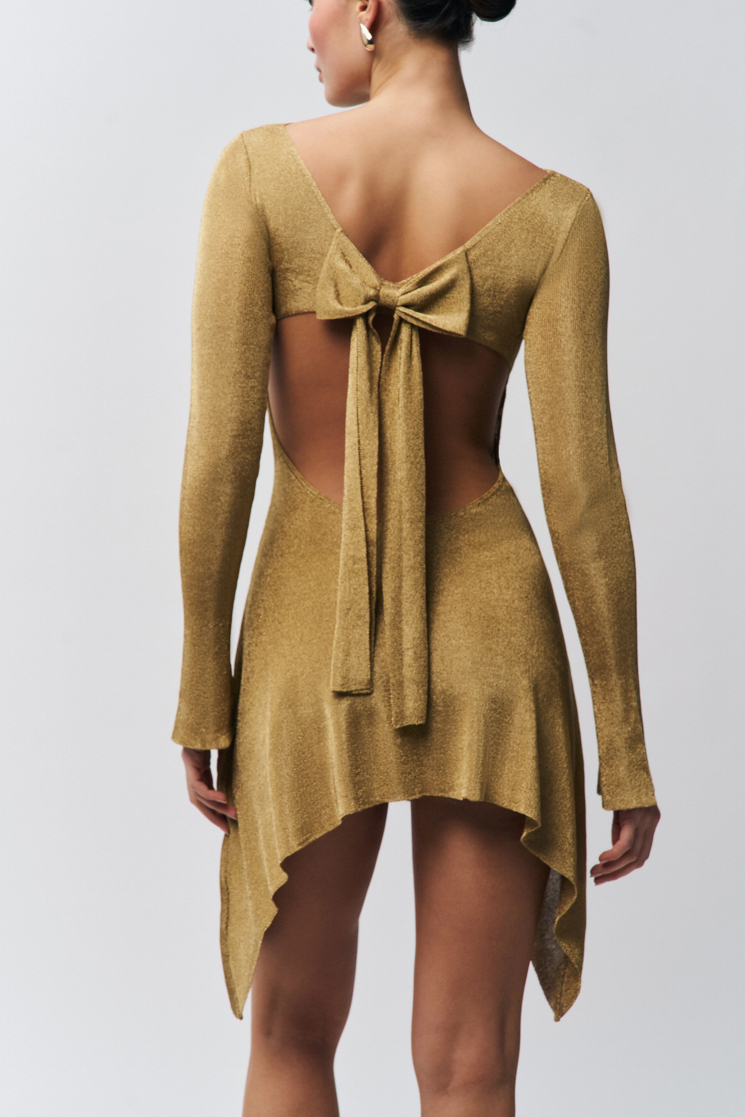 Rose Dress Sleeveless Cut Chic Silhouette