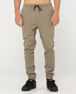 Rusty Hook Out Elastic Pant - Vintage Khaki