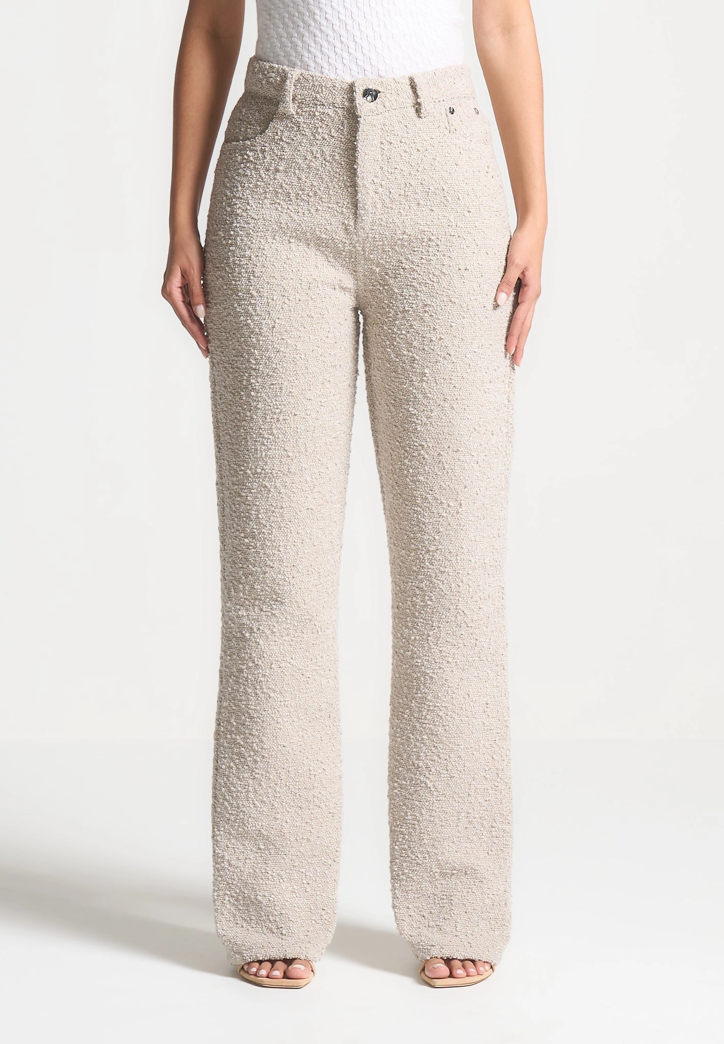 Outfit Mood Cropped length Sara - Boucle Straight Leg Jeans - Beige