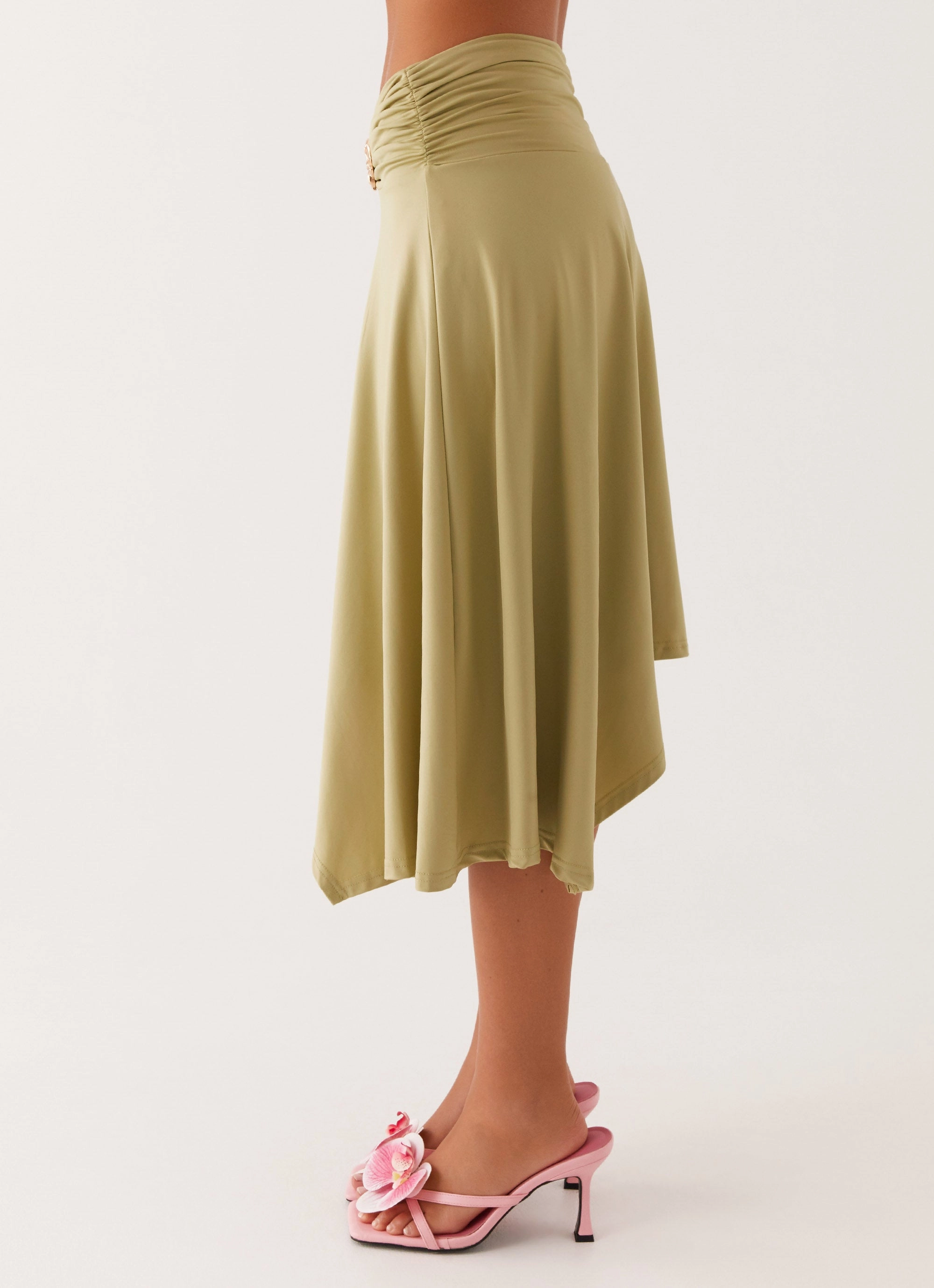 Sporty Edge Classic Touch Dolly Midi Skirt - Green