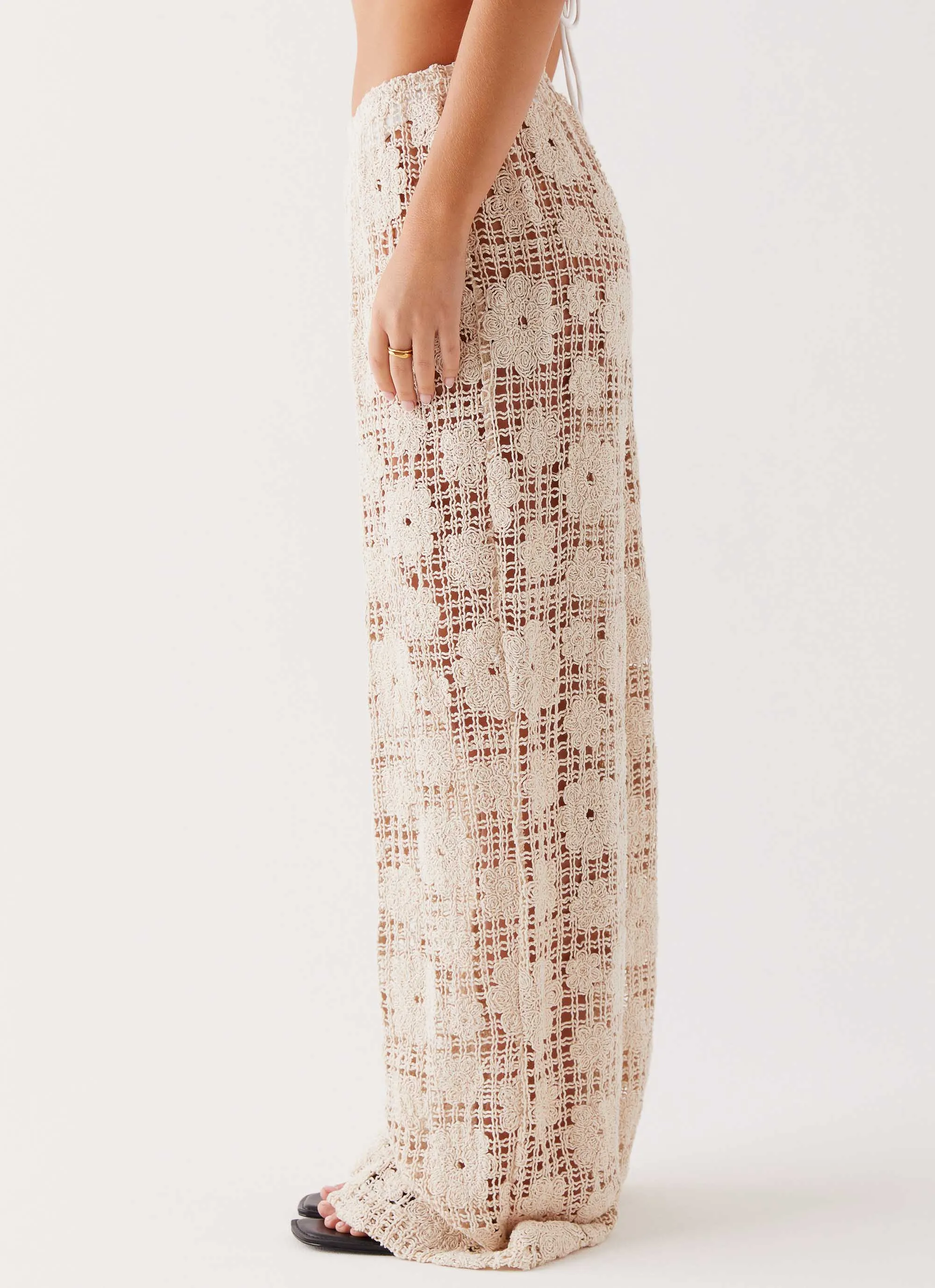 Water Repellent No Bunching Shell Beach Crochet Pants - Ivory