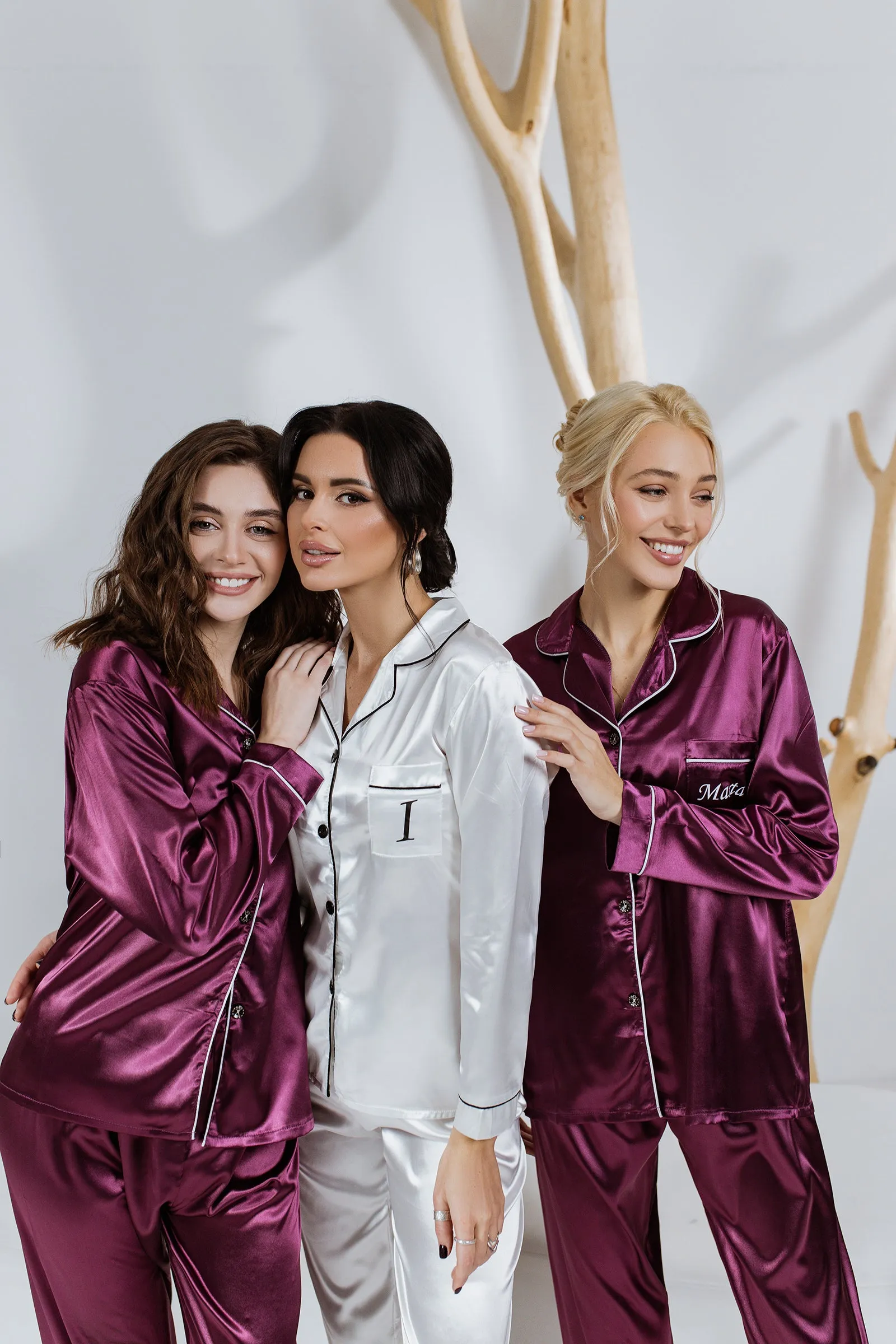 Set of 15 Bridesmaids Pajamas, Custom Wedding Satin Pajamas  - Long   Long