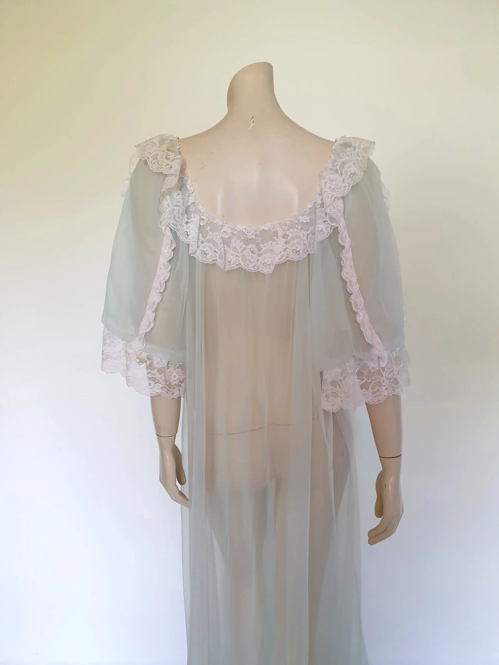 Sheer Aqua Peignoir, Robe, with Puff Sleeves and Lace by Tosca - XL