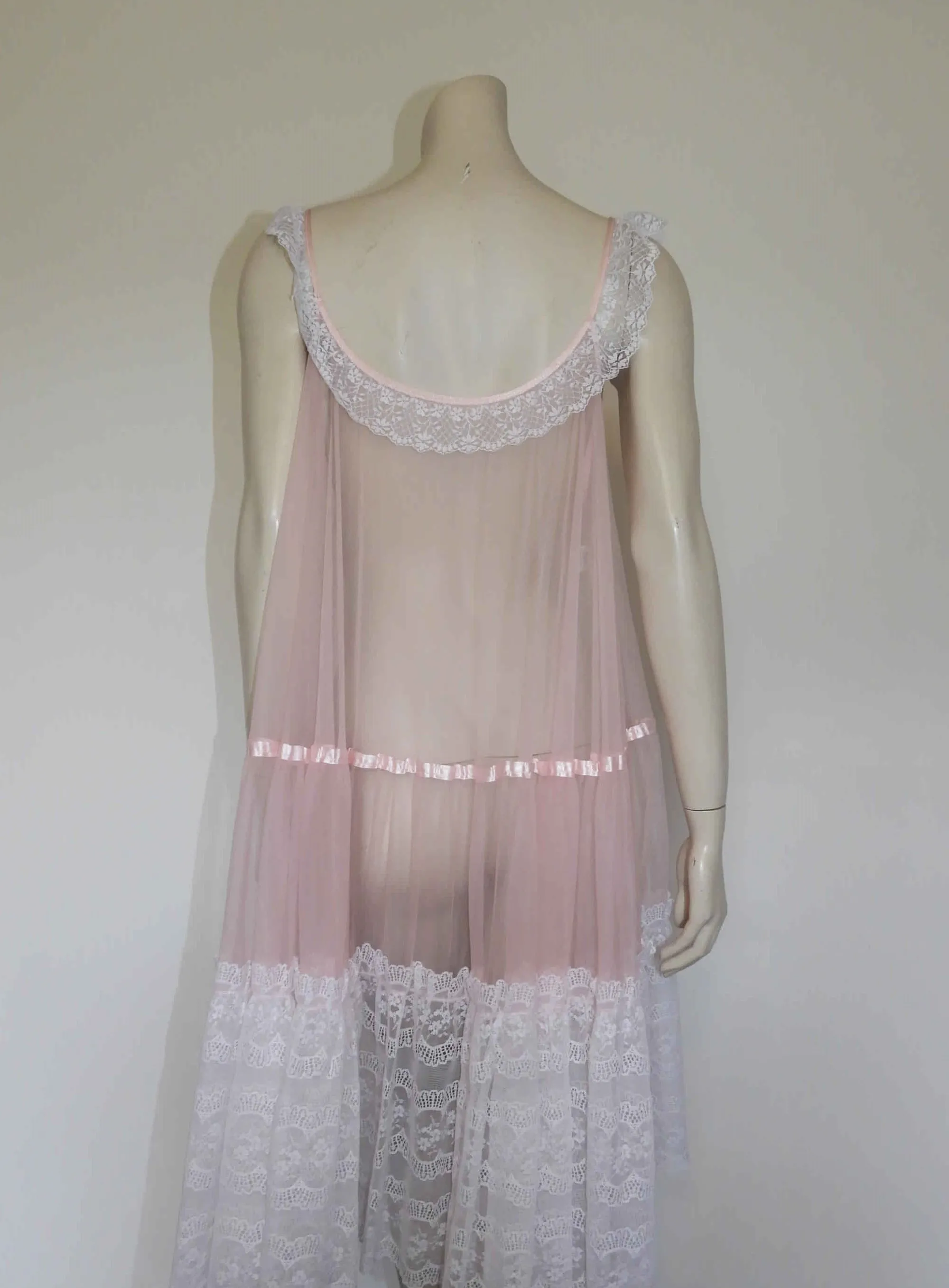 Sheer Pink Nightgown With Lace Ruffle - M