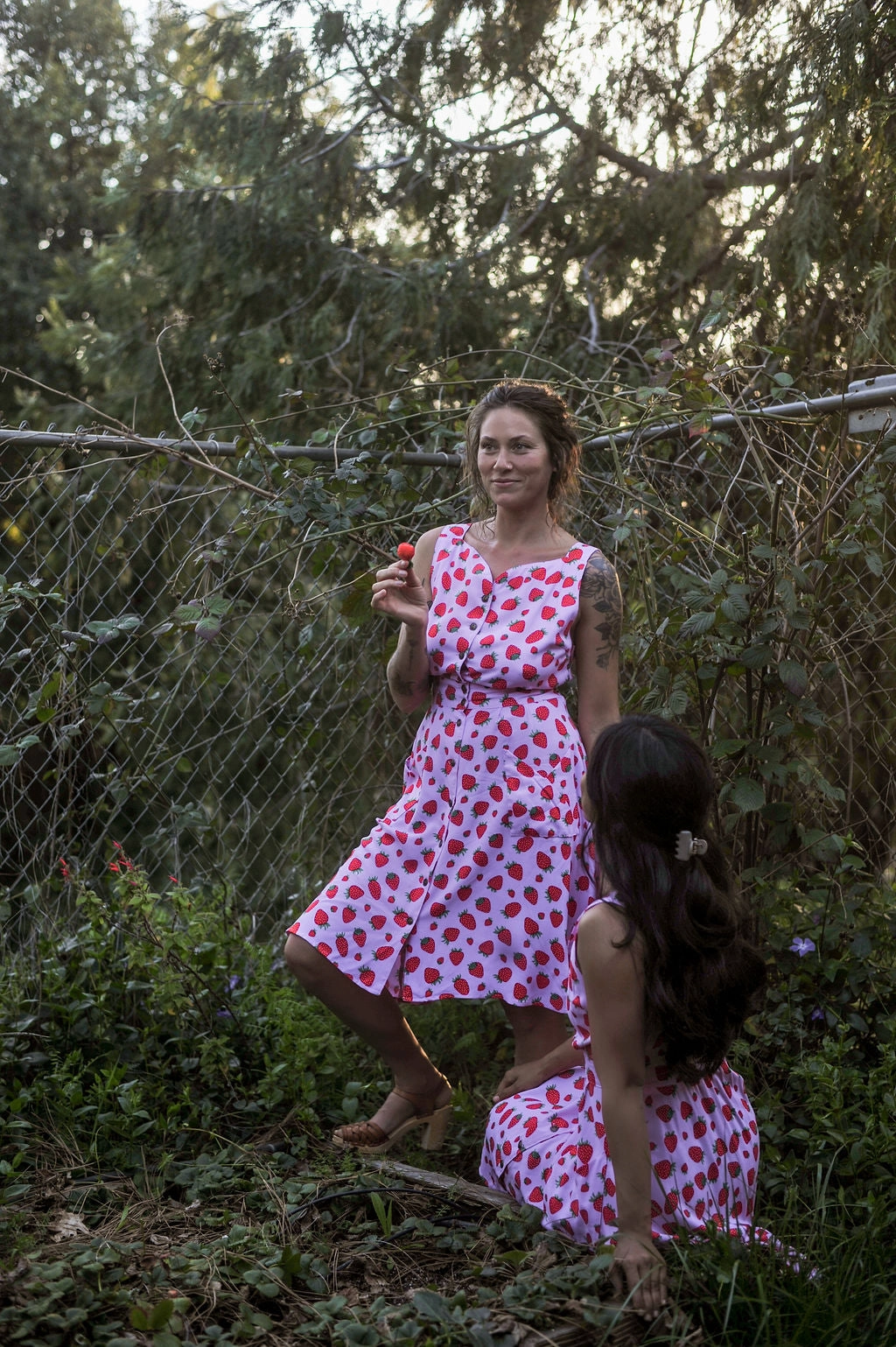 Flattering Cut Sheet Dress in Strawberry Cotton