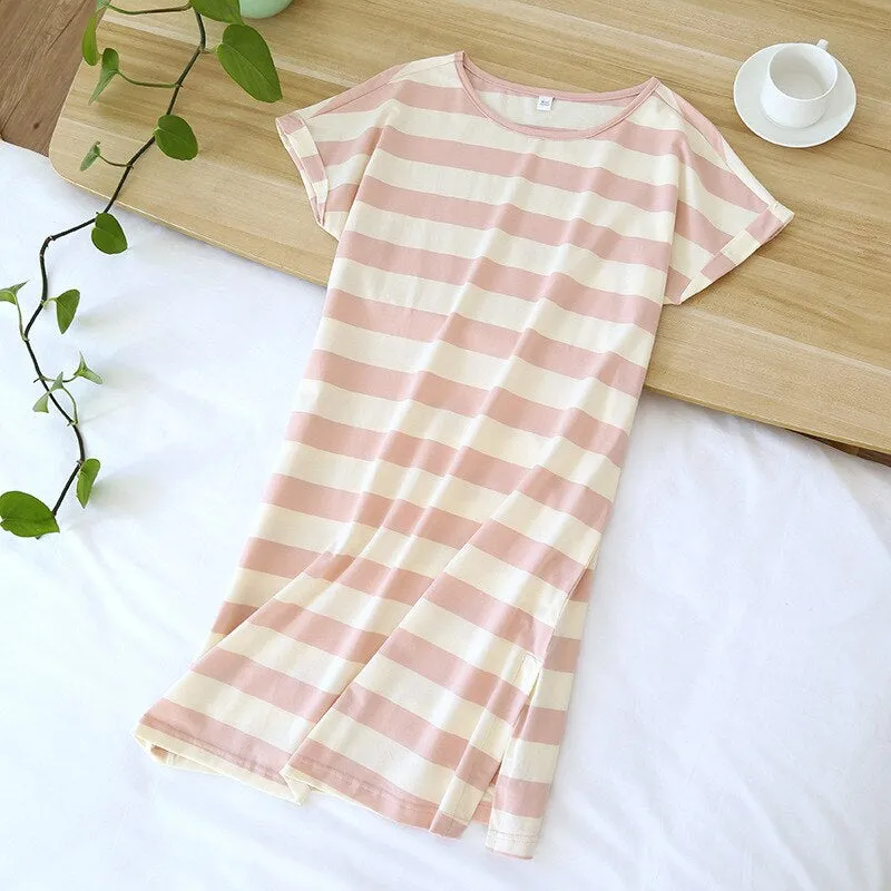 Short-Sleeved Striped Nightgowns