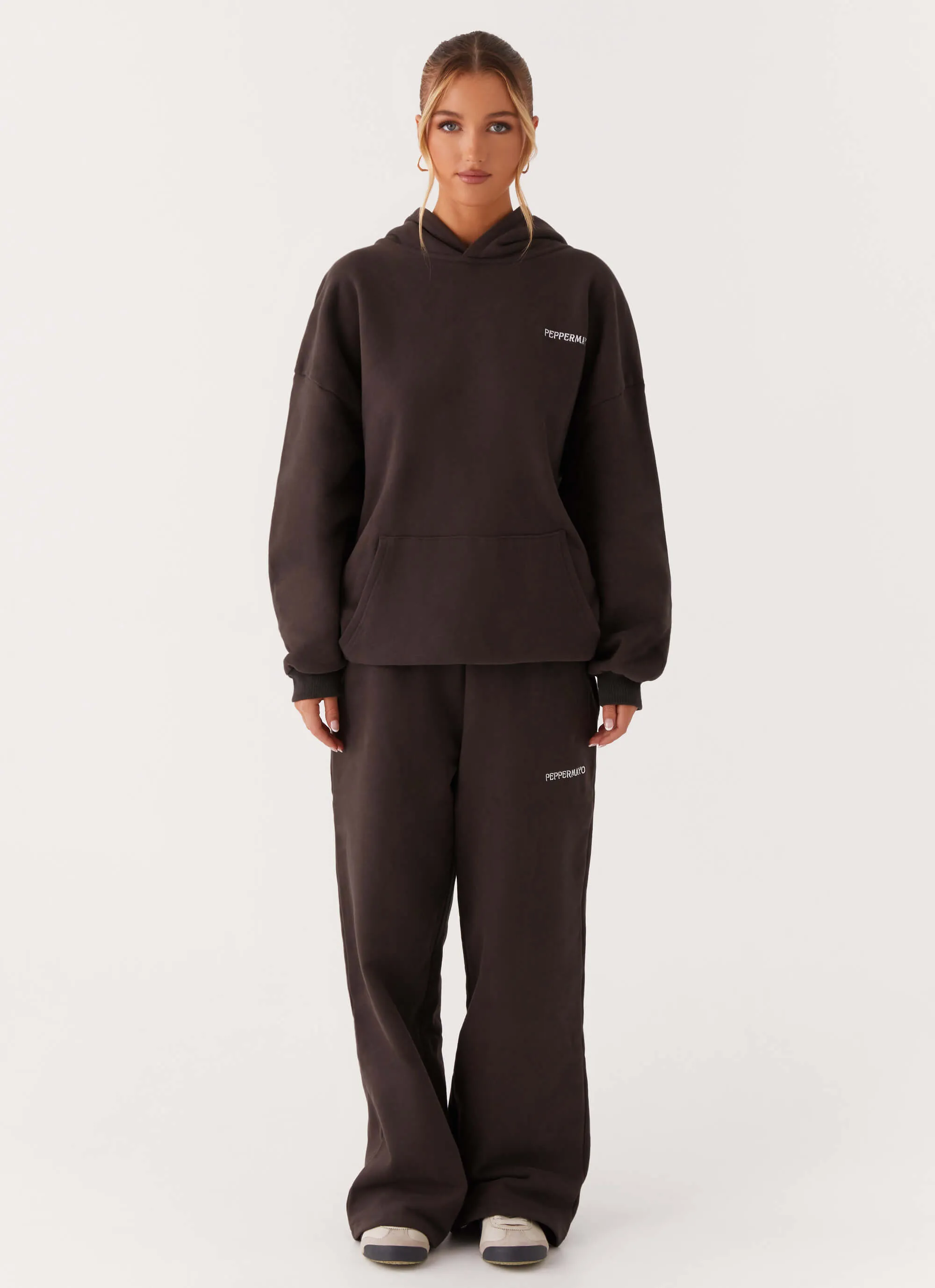 Fashionable Fit Signature Sweatpants - Charcoal