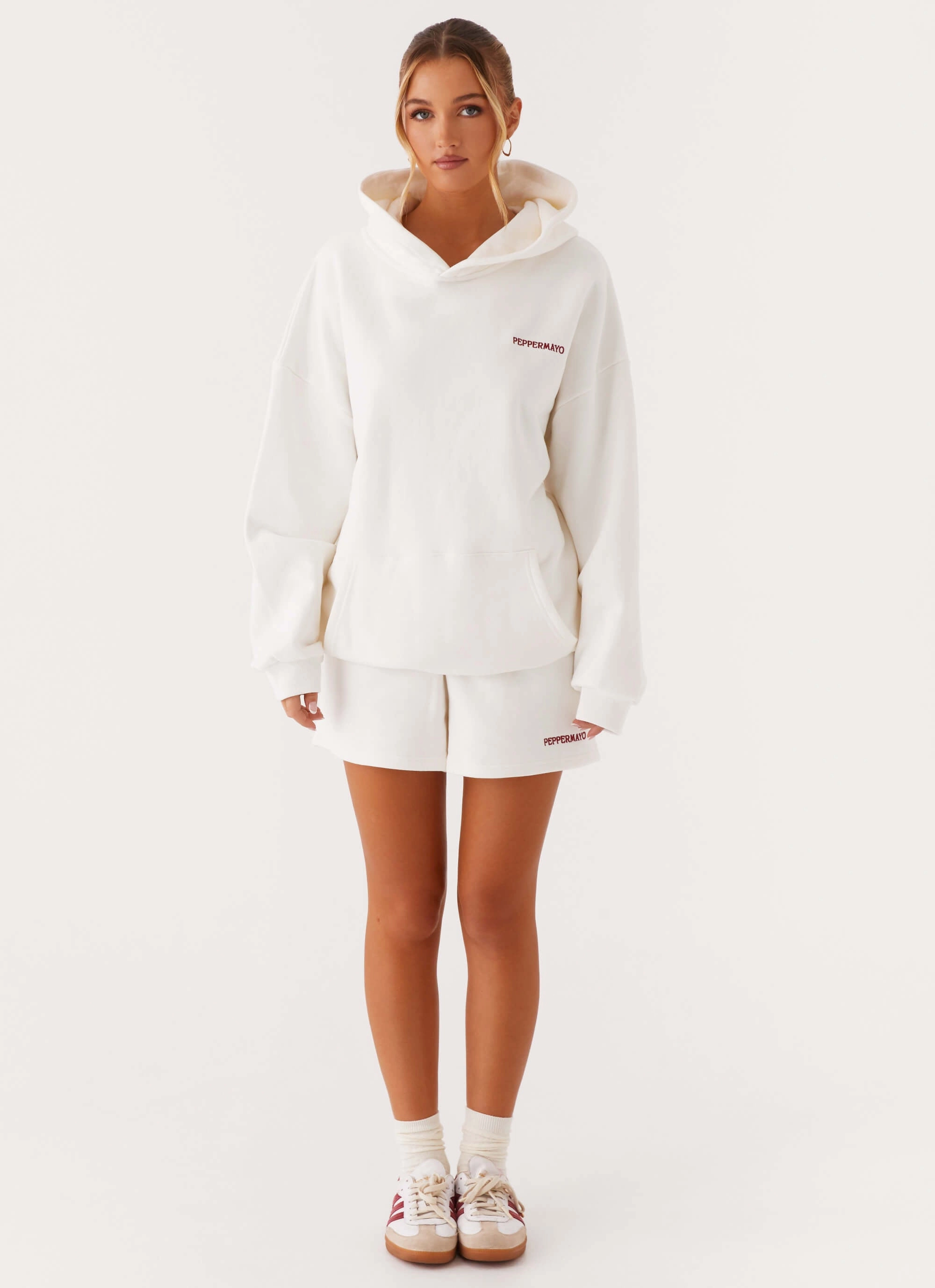Signature Sweatshorts - Ivory NonRestrictiveCut
